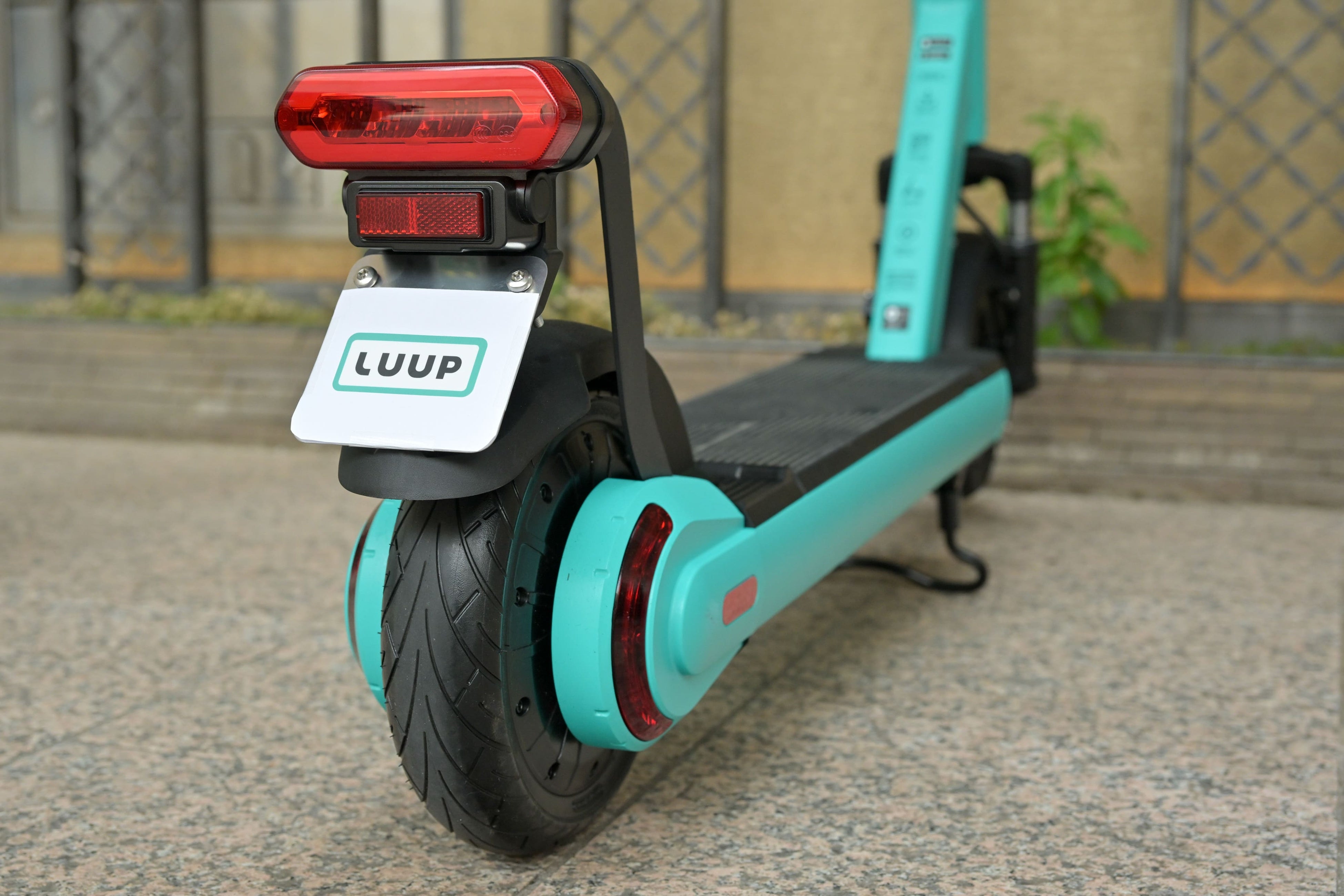 新しいサイズのナンバープレートのイメージ画像