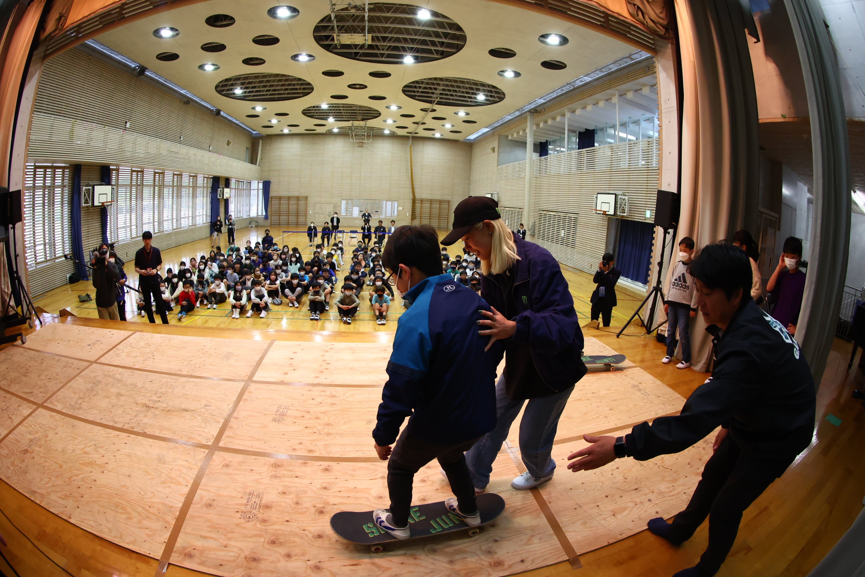 翌日の千葉市小学校訪問 ©️ Hikaru Funyu - X Games