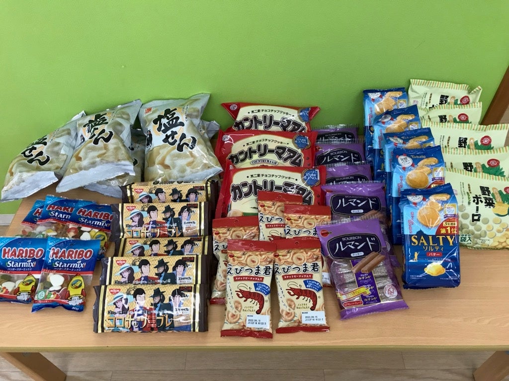 ＜SUKUERUで届いたおかし＞