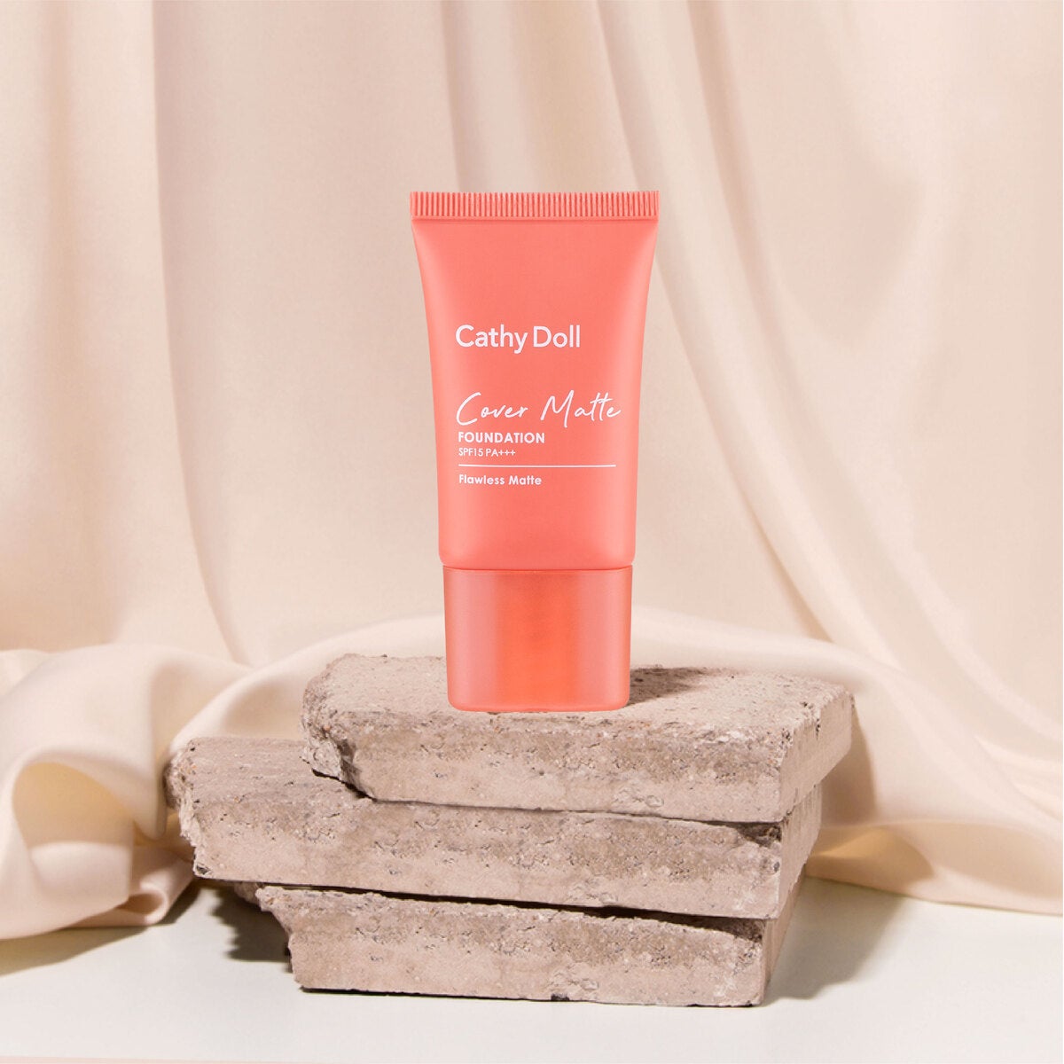 キャシードール「カバーマットファンデーション ミニ」