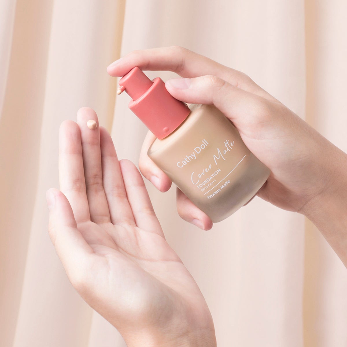キャシードール「カバーマットファンデーション」