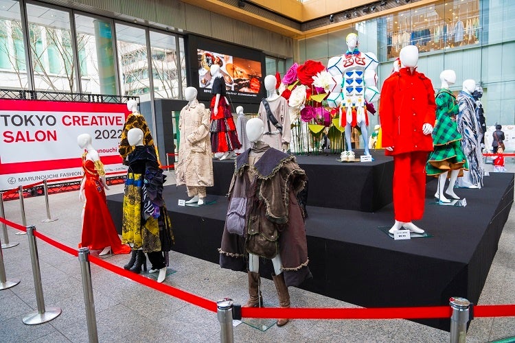 「MARUNOUCHI Gallery」展示作品