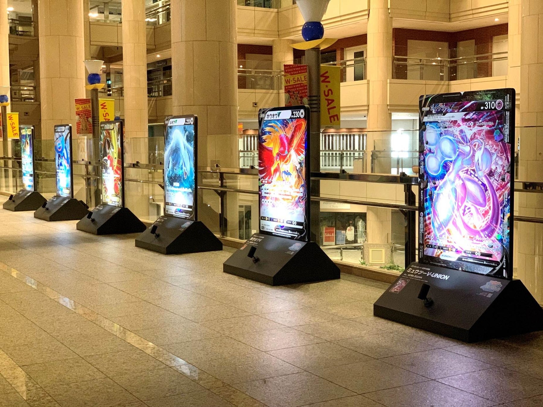 ポケモンカード 伝説の回廊 展示の様子