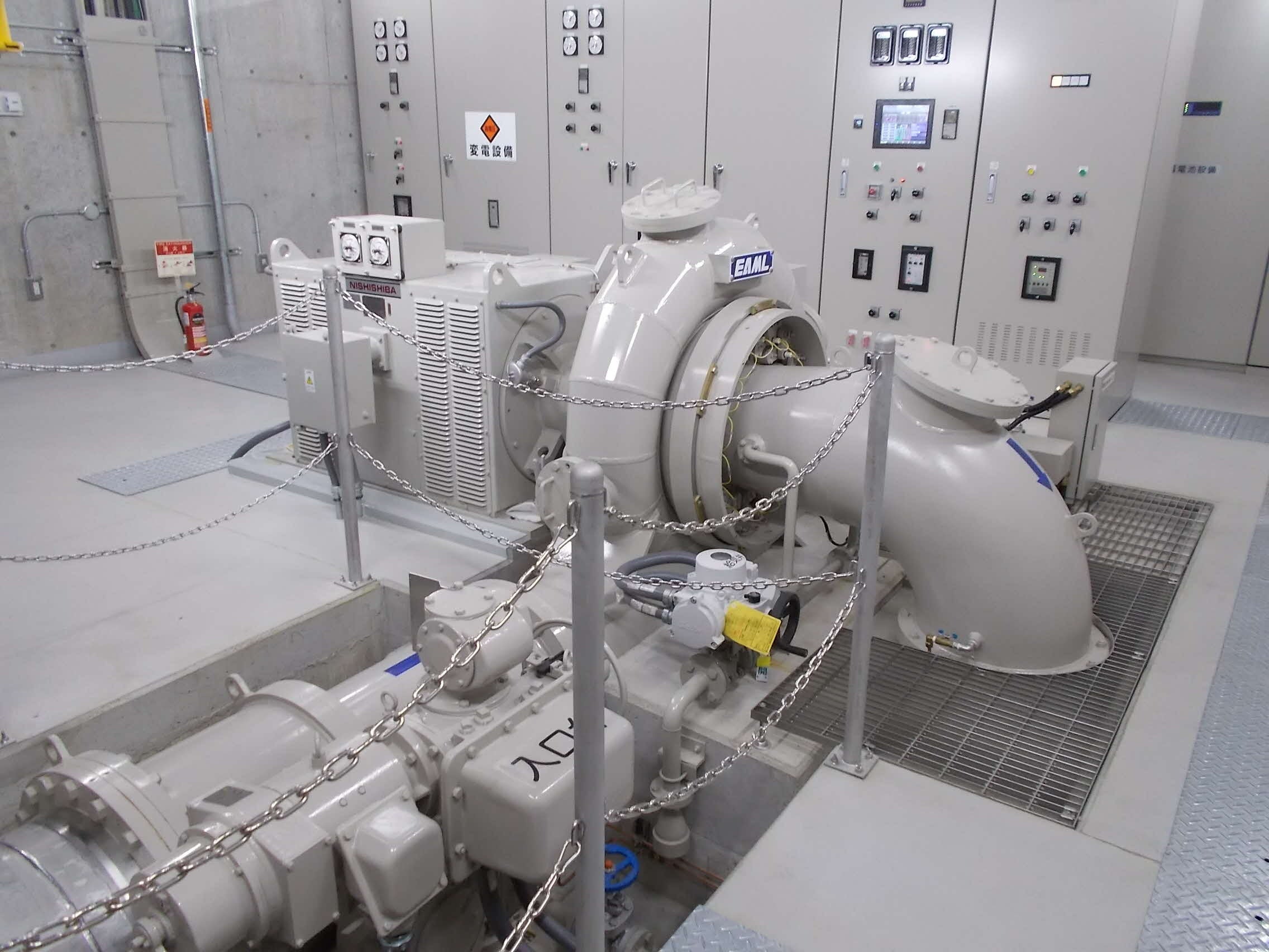 山佐発電所（内部）