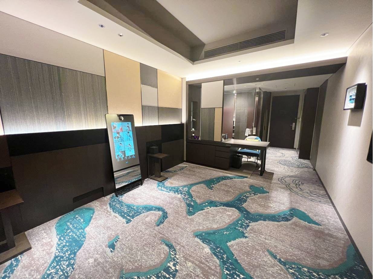 MIRROR FIT.　専用ルーム