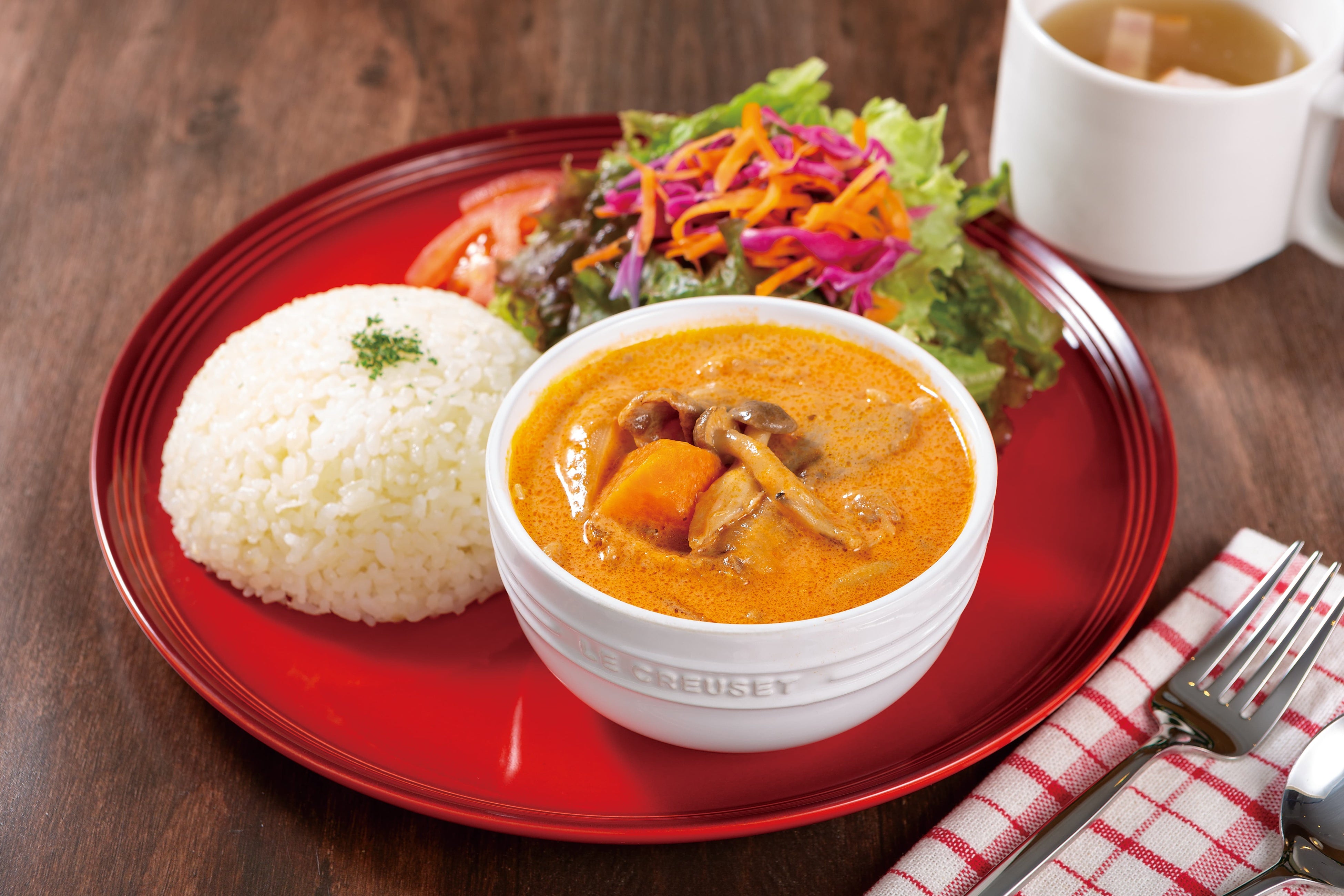 （ランチ）ビーフストロガノフプレート　1,320円（税込）