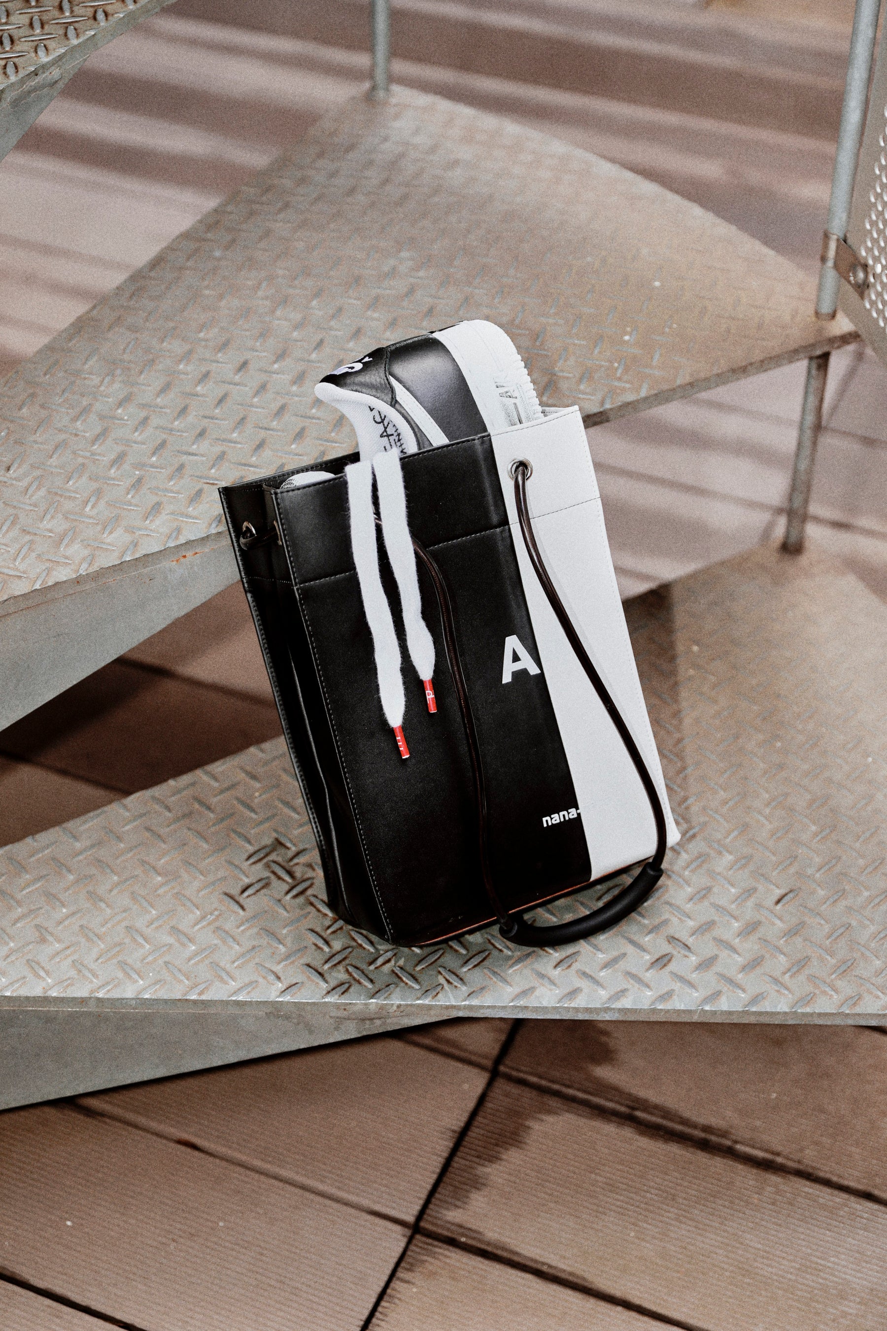 スニダン原宿店・南堀江店にて『nana-nana』の期間限定ポップアップ