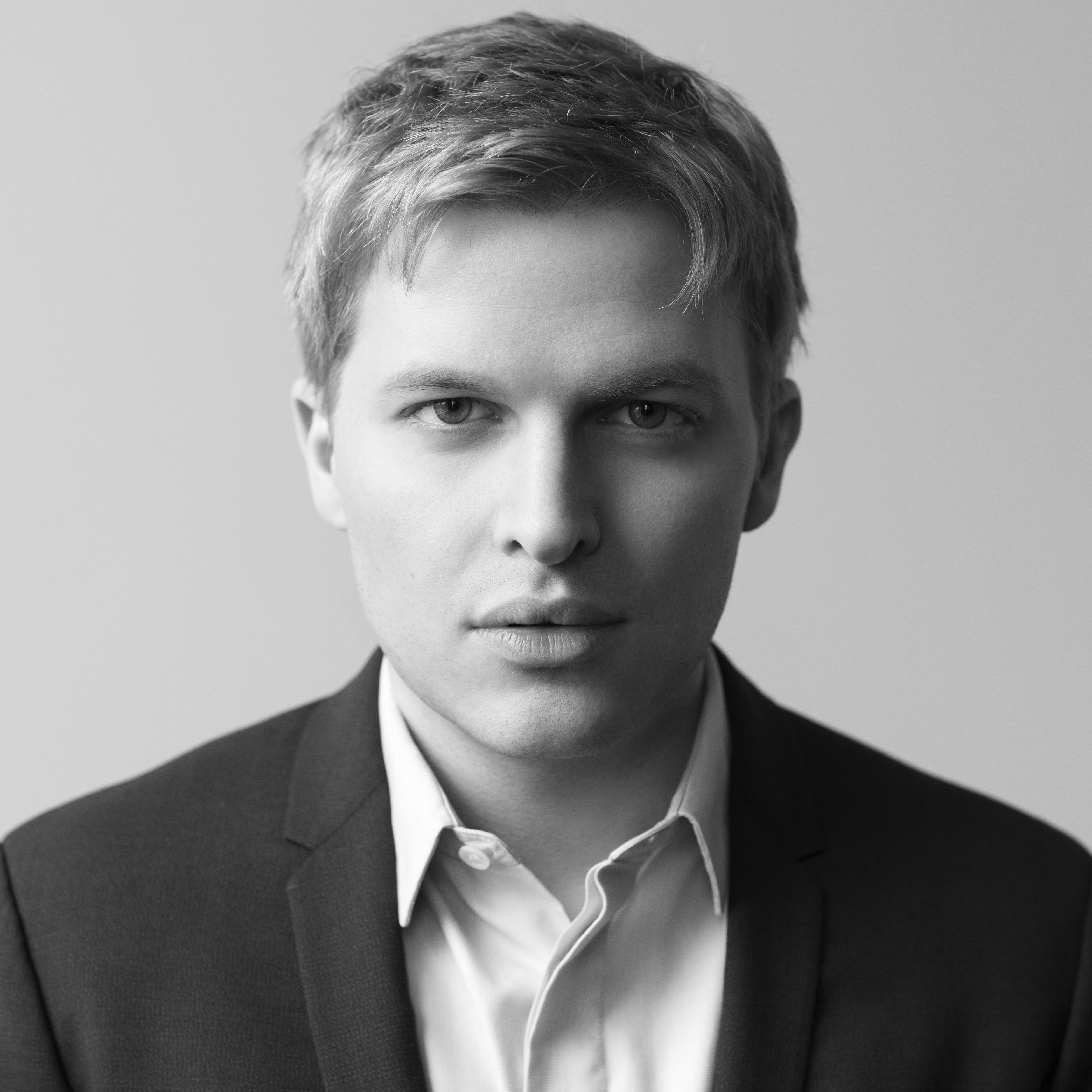 ローナン・ファロー RonanFarrow_(c) Brigitte Lacombe