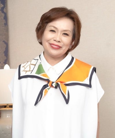 新連載「上沼恵美子の『人生“笑”談』白黒つけましょ」が『週刊文春』でスタート! 新連載「上沼恵美子の『人生“笑”談』白黒つけましょ」が『週刊文春』でスタート!