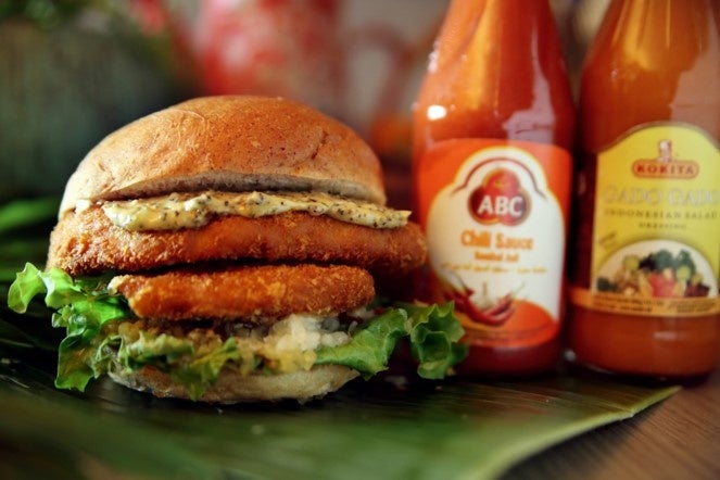 フライドチキンバーガー