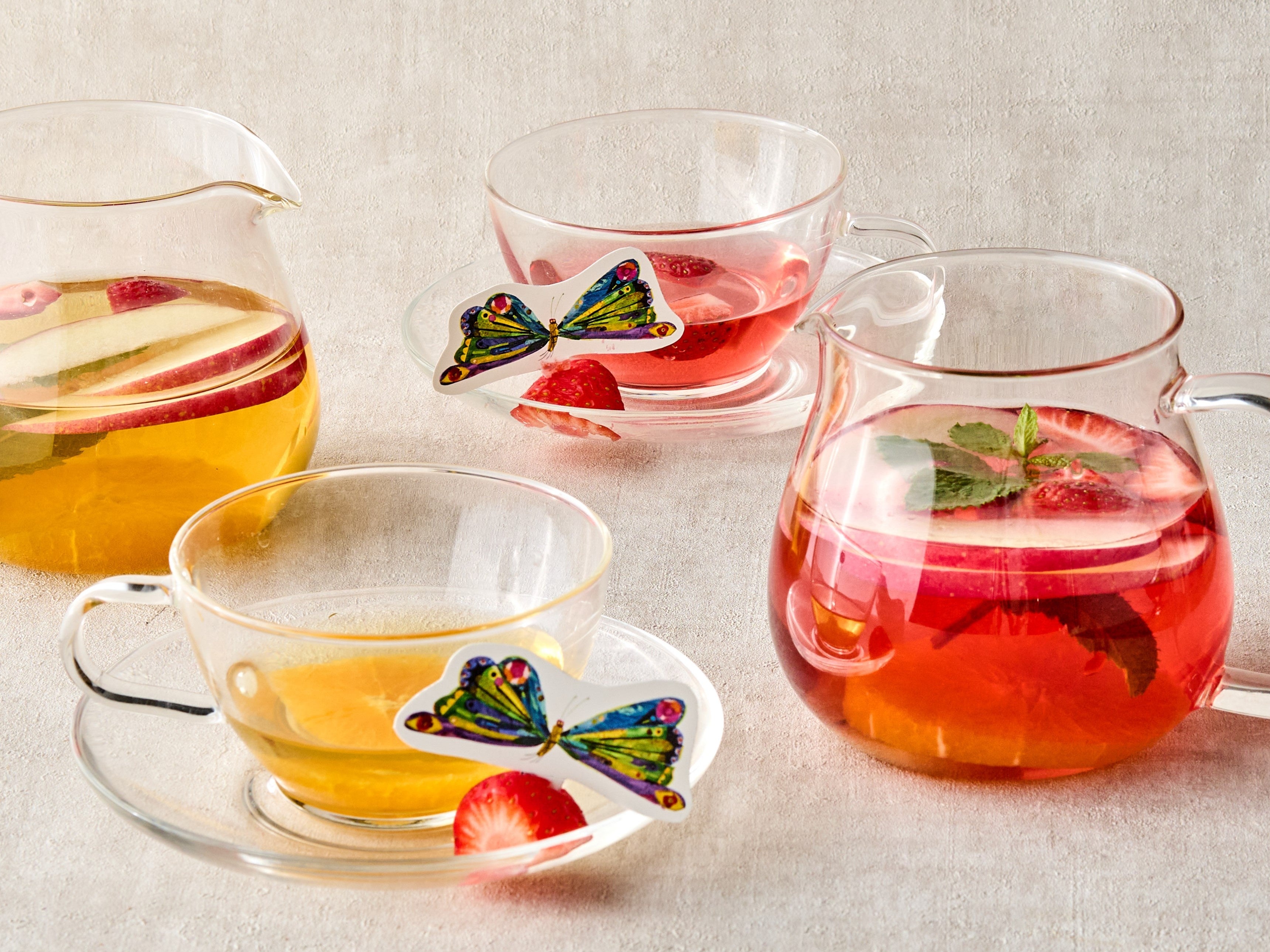 ちょうちょのフルーツたっぷりホットティー
