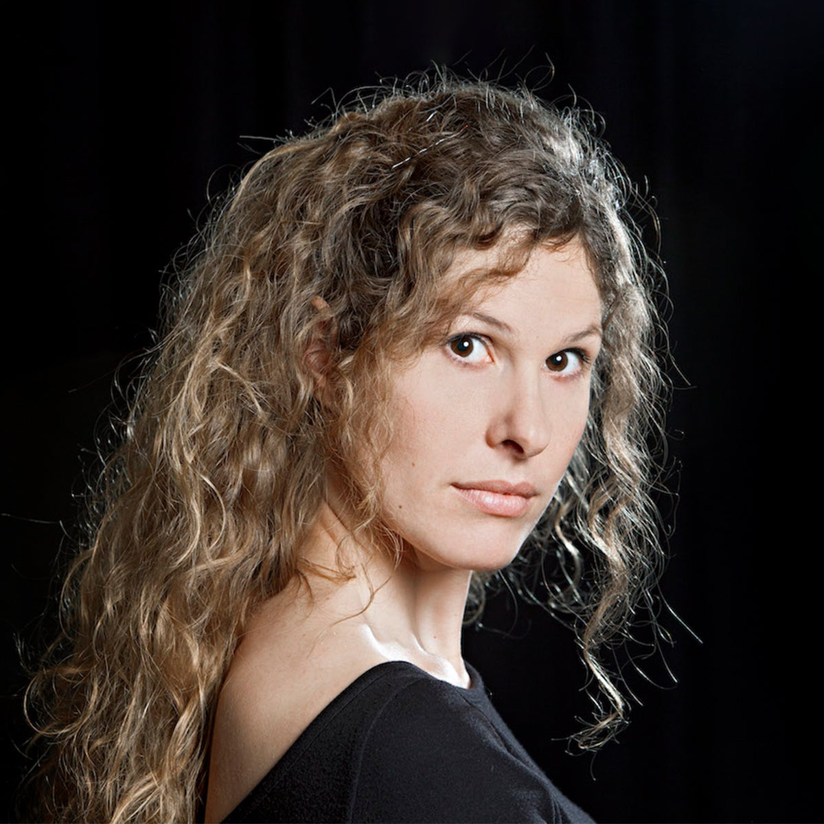 ロッテ・デ・ベア Photo Philipp Ottendörfer