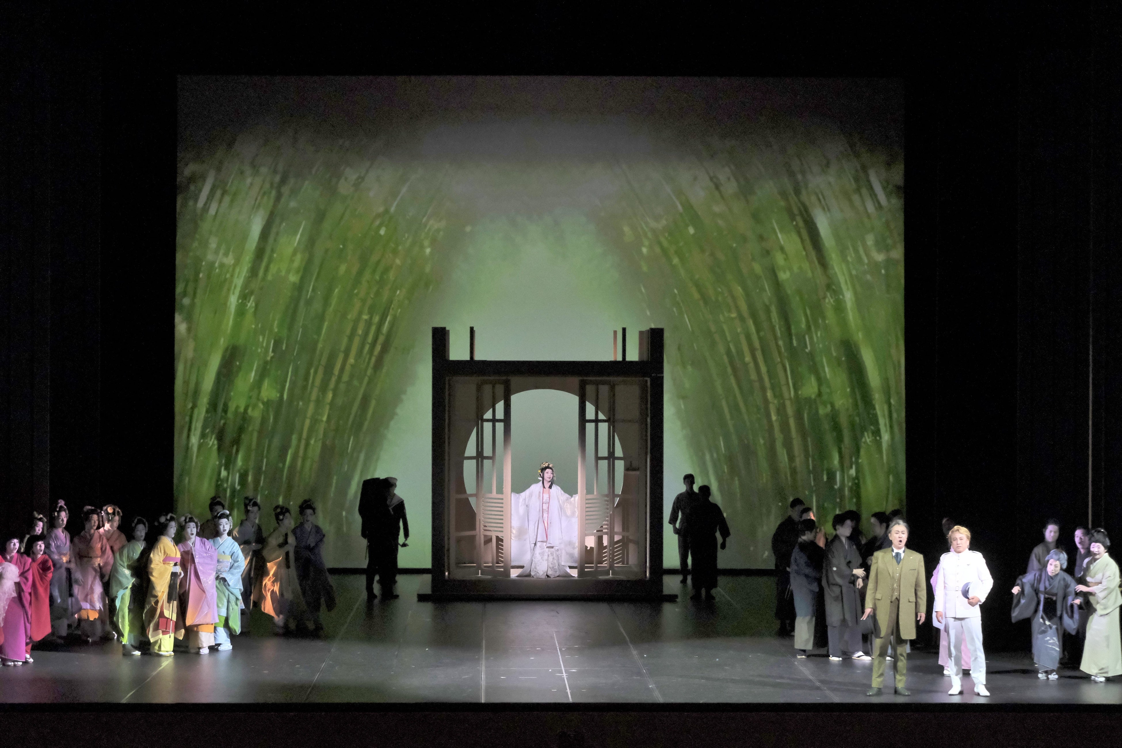 2019年東京二期会オペラ劇場、宮本亞門演出『蝶々夫人』より。　Photo 三枝近志