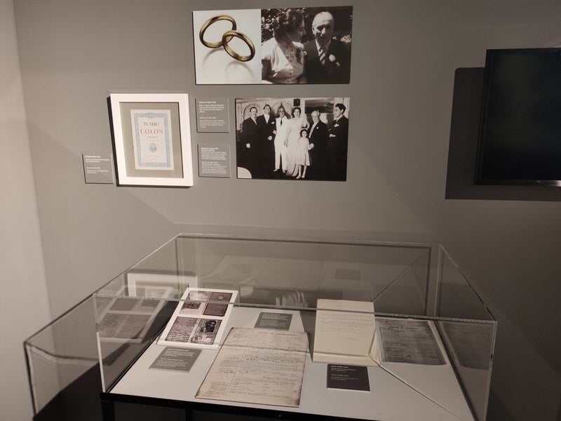 協力：ACCADEMIA LIRICO INTERPRETATIVA MARIA CALLAS イタリア・ヴェローナ州 ゼーヴィオ市で開催された「Maria Callas- Forever Divina」展覧会の様子