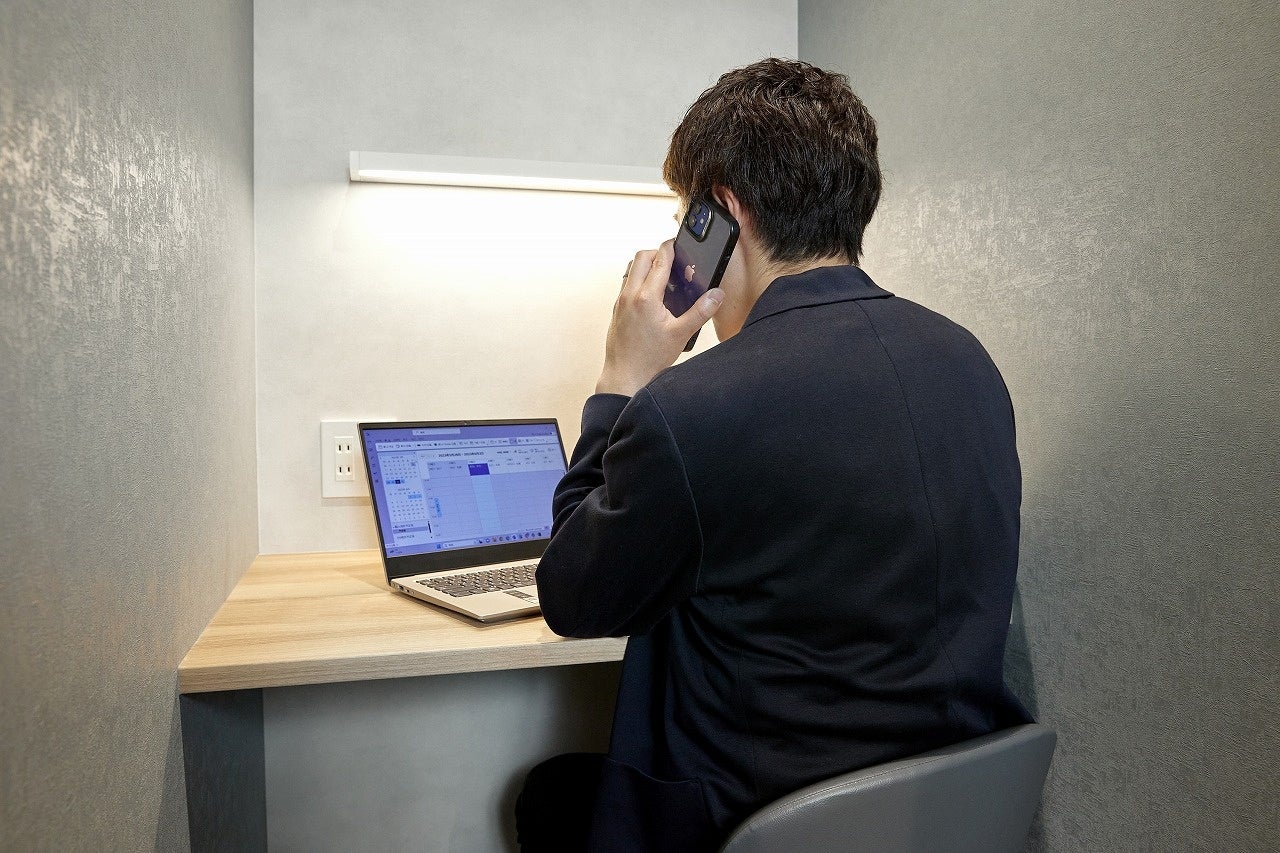 テレフォンブース　イメージ