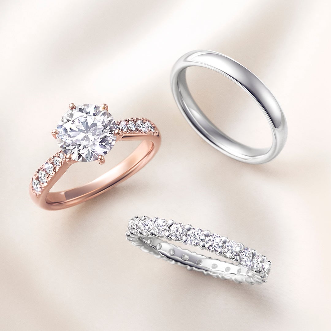 TASAKIを代表するブライダルリング「ピアチェーレ」と「ブリッランテ」シリーズ ©TASAKI