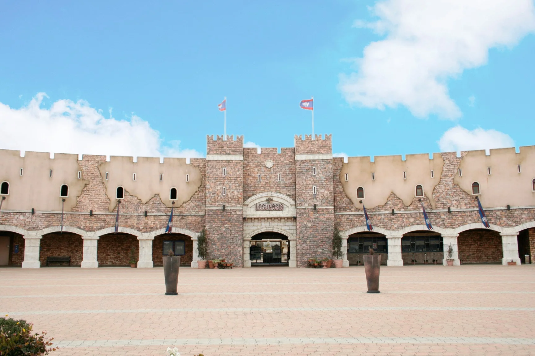 ラグナシアの入場ゲート