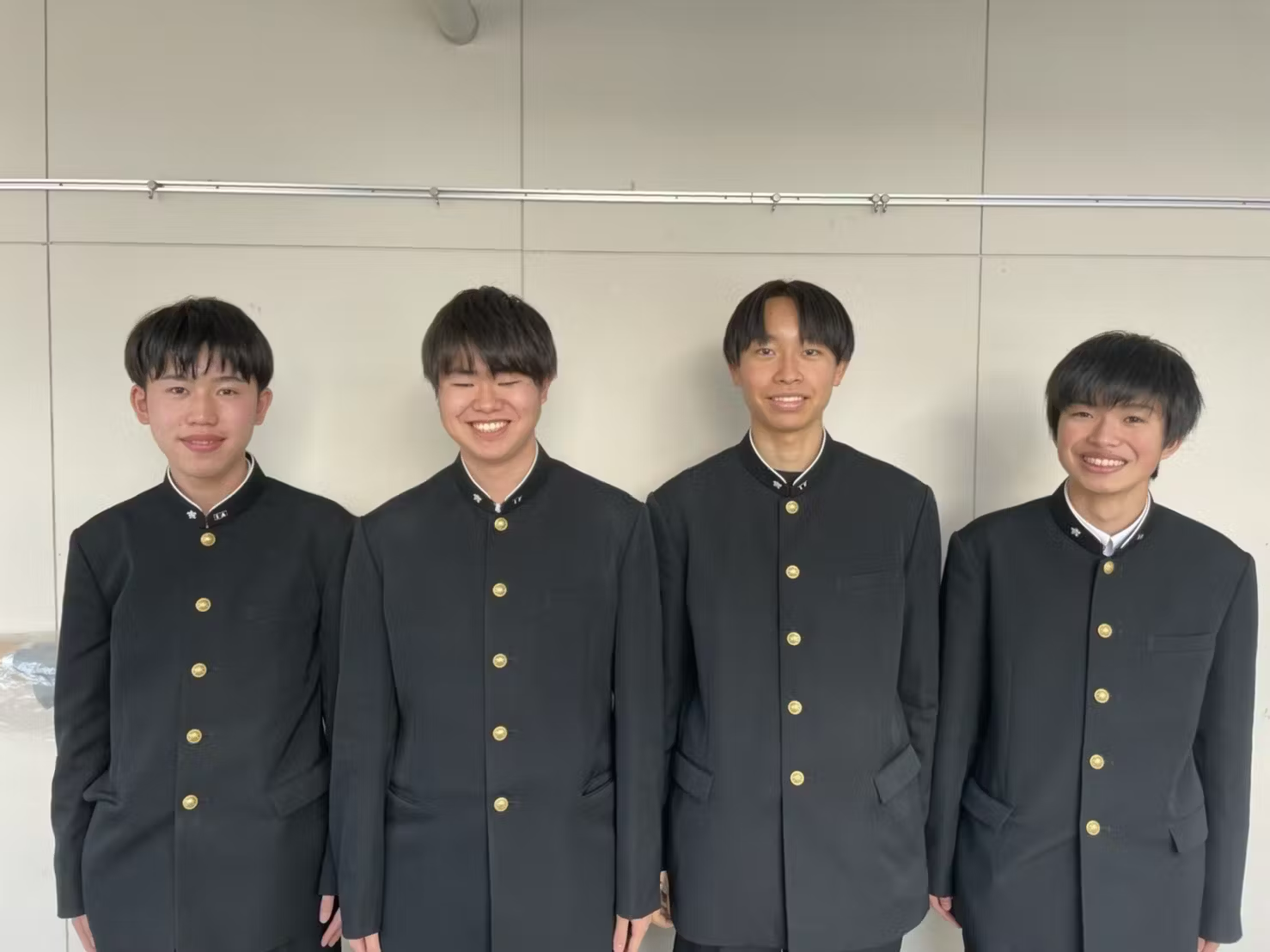 岩手県立花巻北高等学校 Revolutionsのメンバー