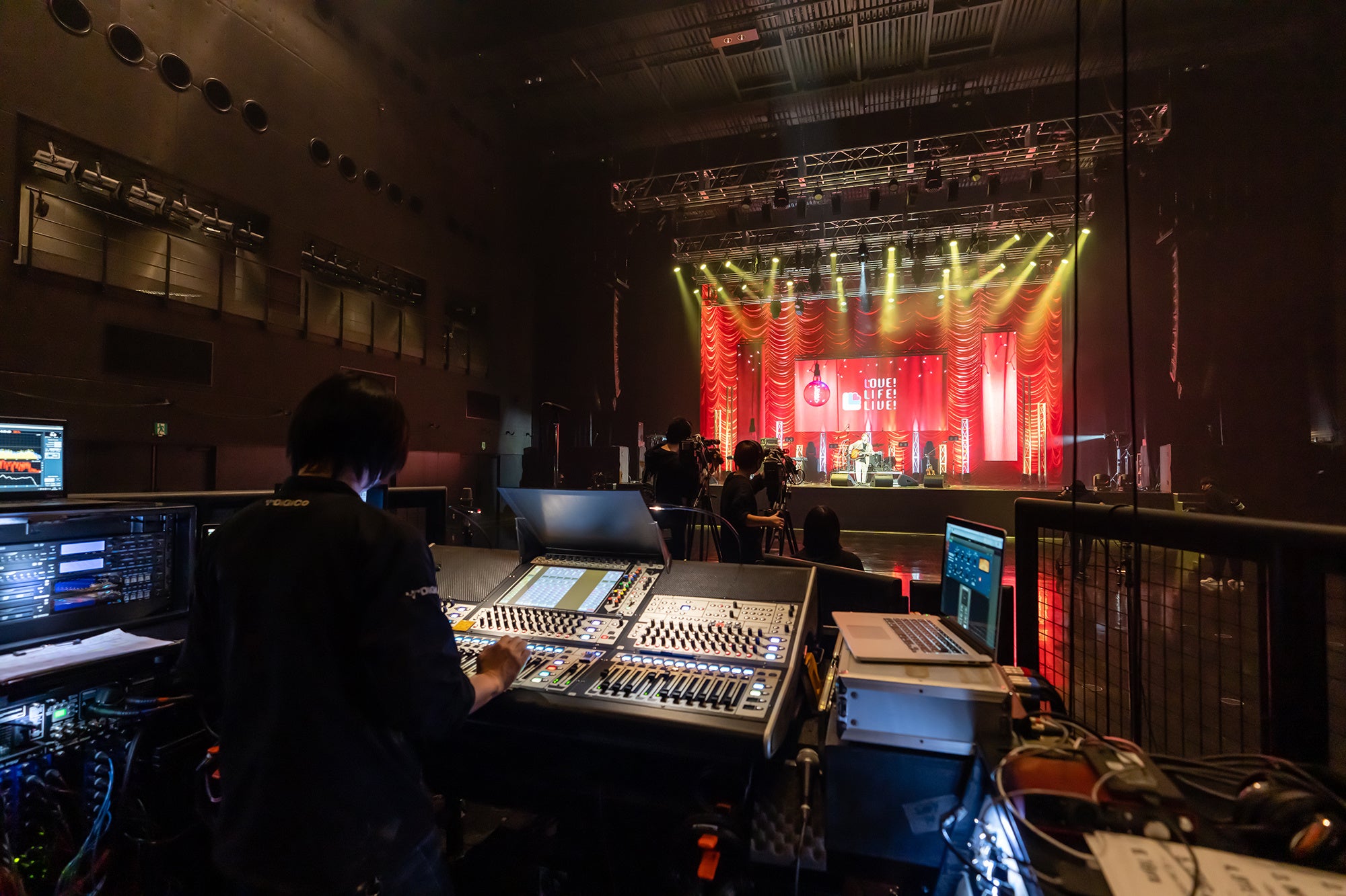 昨年オンラインにて開催した「LOVE! LIFE! LIVE!」（2021年3月30日開催）の様子