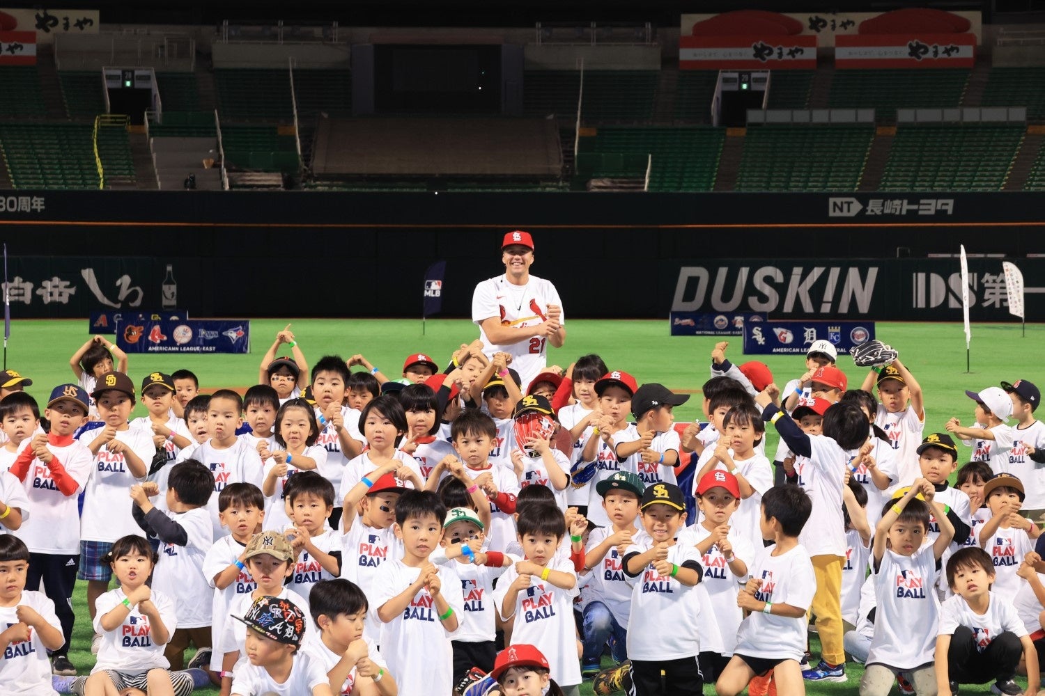 福岡の子どもたち・ファンとの交流を楽しんだヌートバー選手