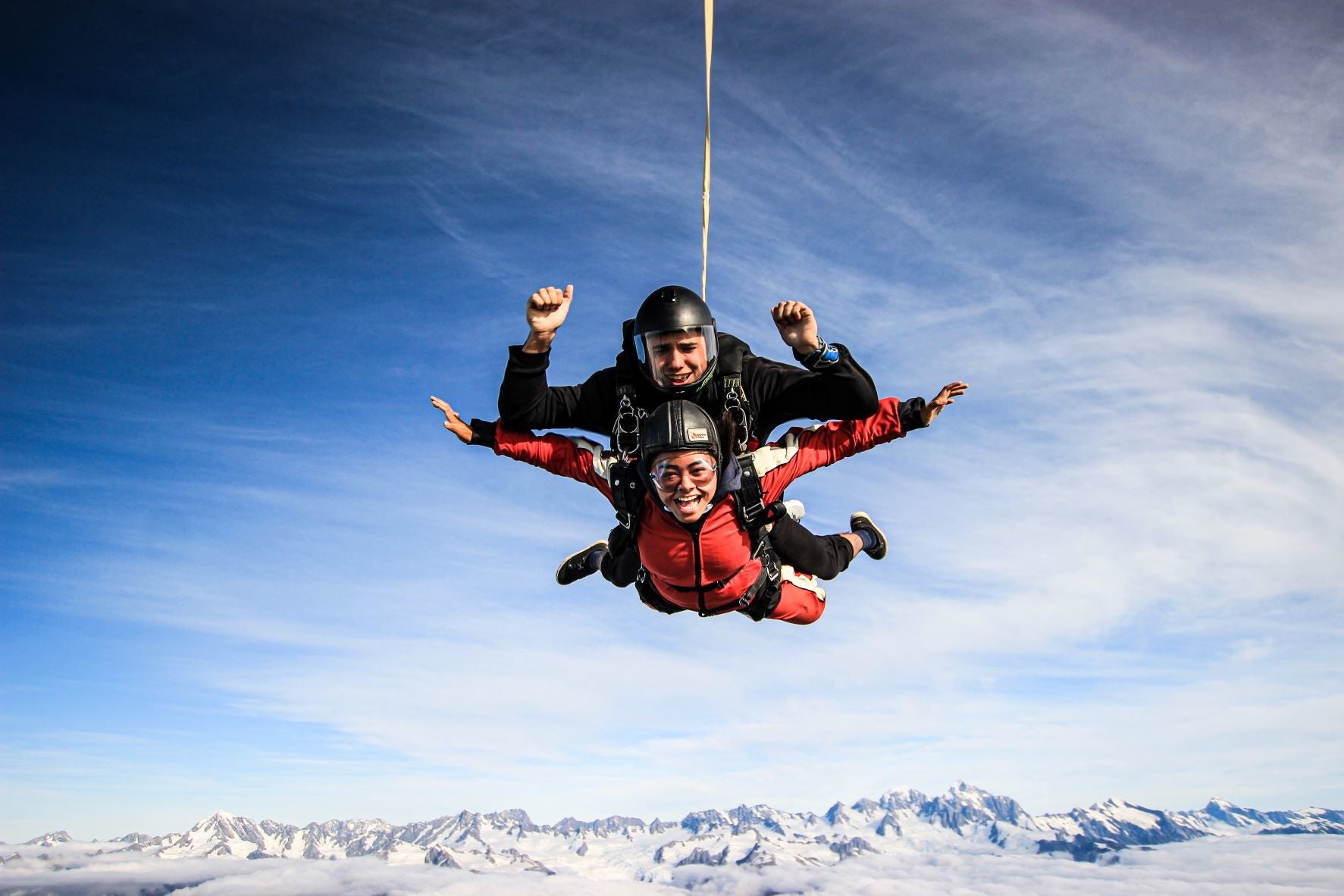  フォックス氷河でのスカイダイビング