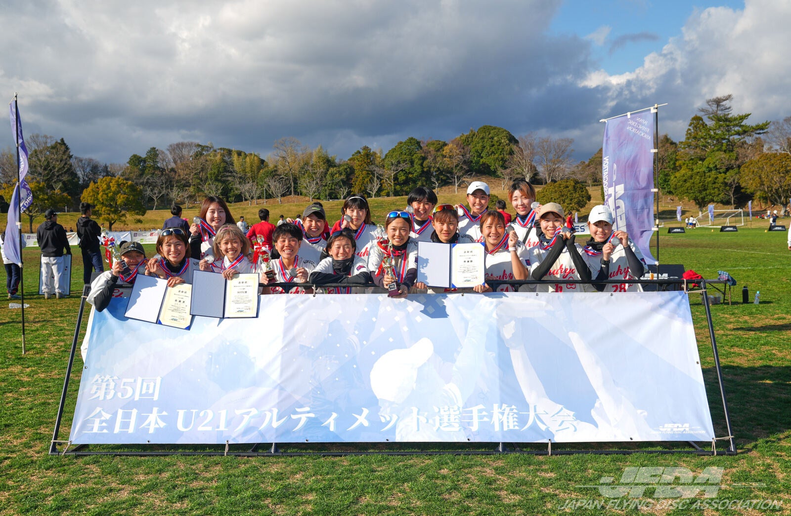 ウィメン部門 準優勝:中京大学Naughty Kids