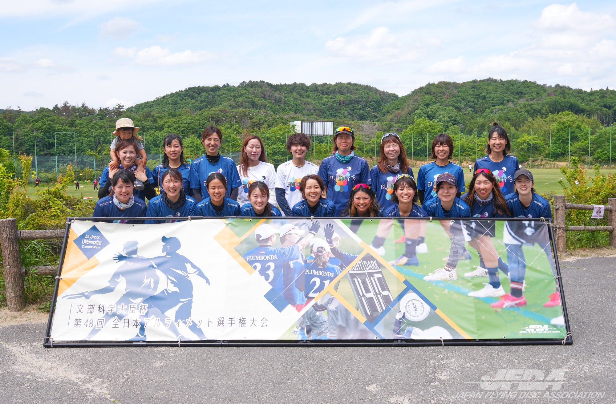 ウィメン部門 第2位：buddys