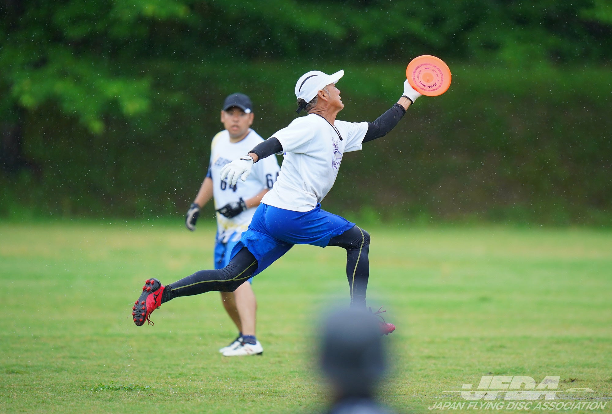 全日本ガッツ選手権大会でSELFISHが優勝！GrabbersがSOTG賞を受賞。フライングディスク競技の最高峰に10チーム/70人が参加。