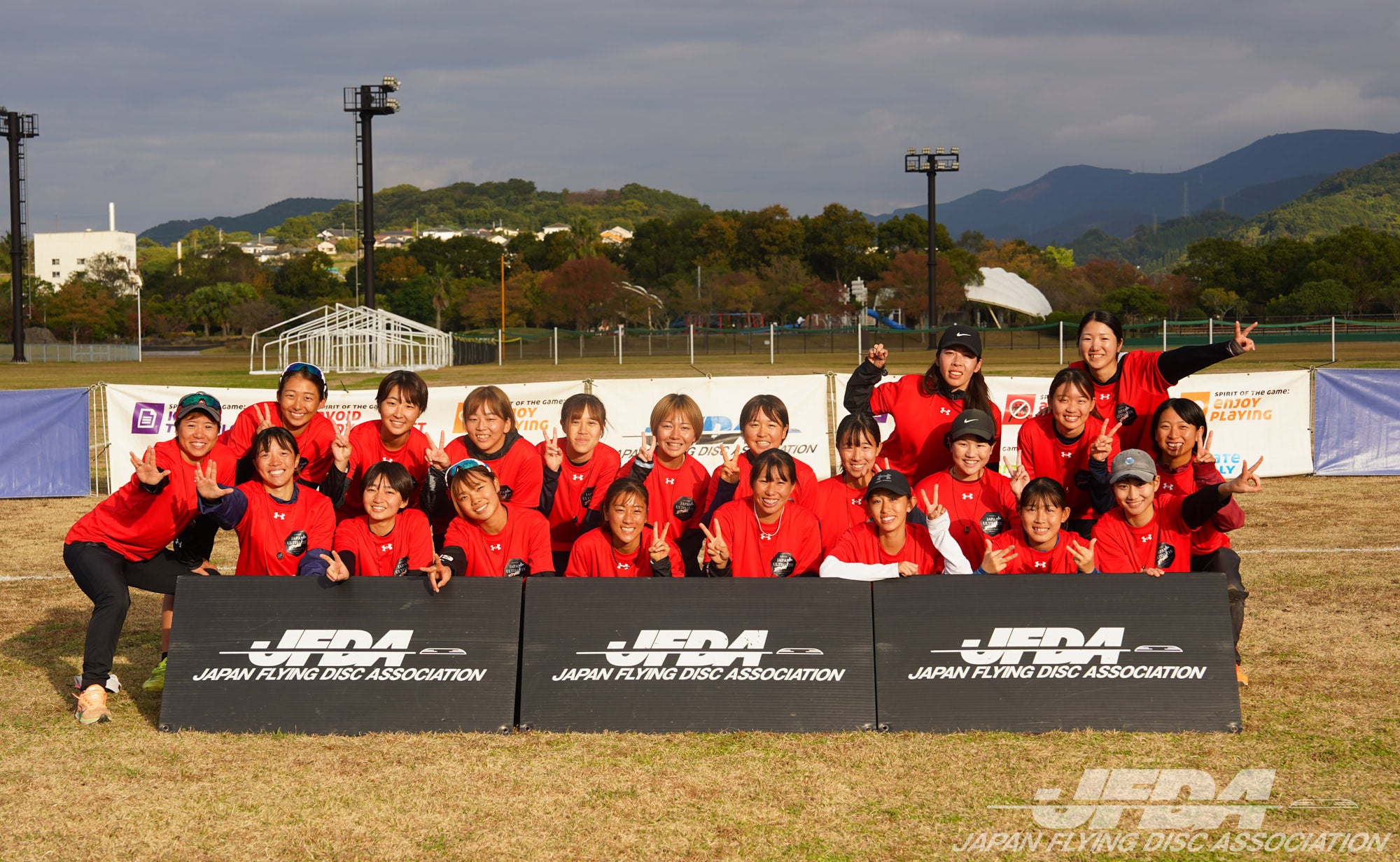 ウィメン部門 優勝：関東地区