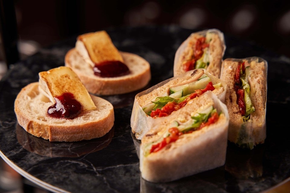 アフタヌーンティー2段目