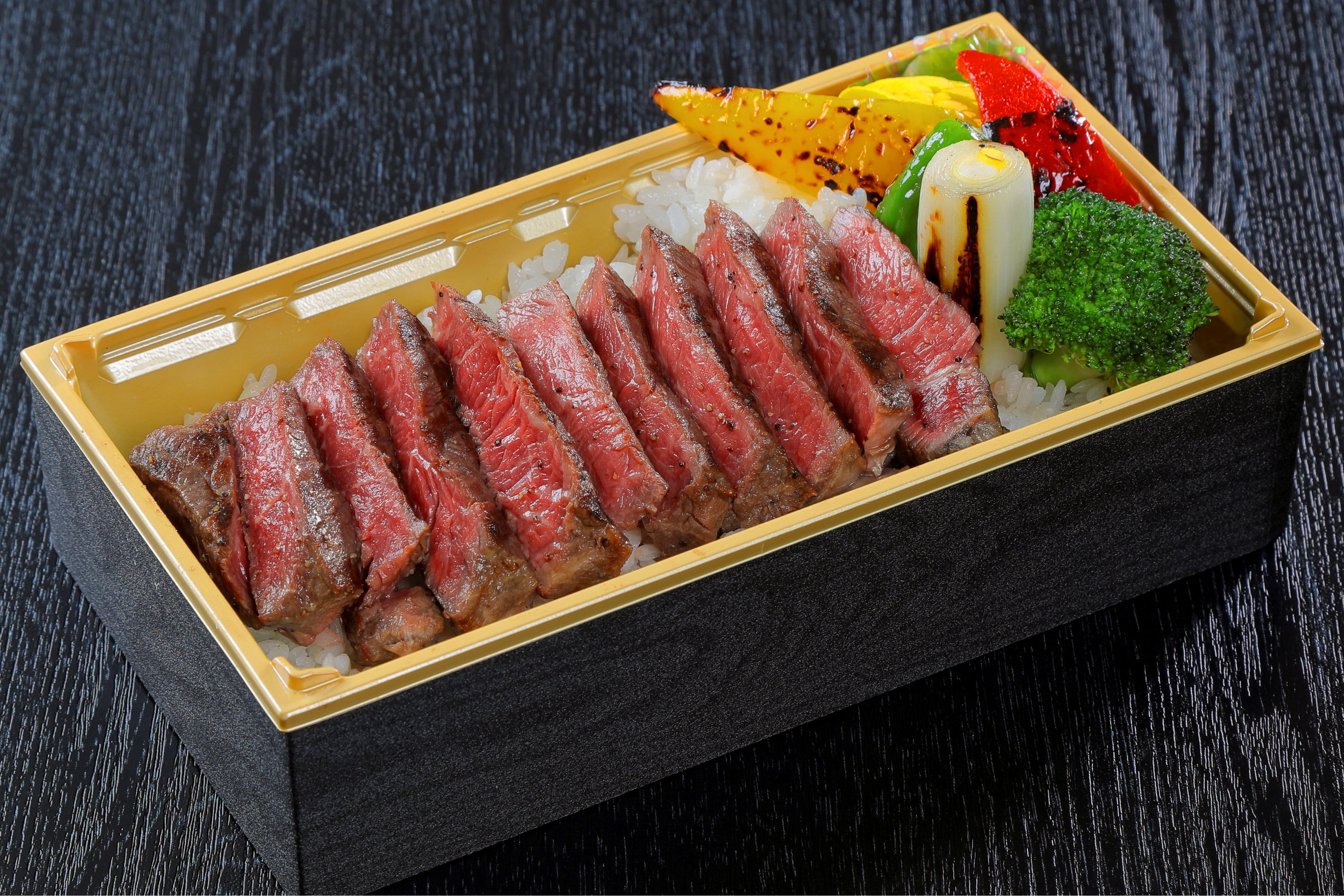 炭火焼国産サーロイン重