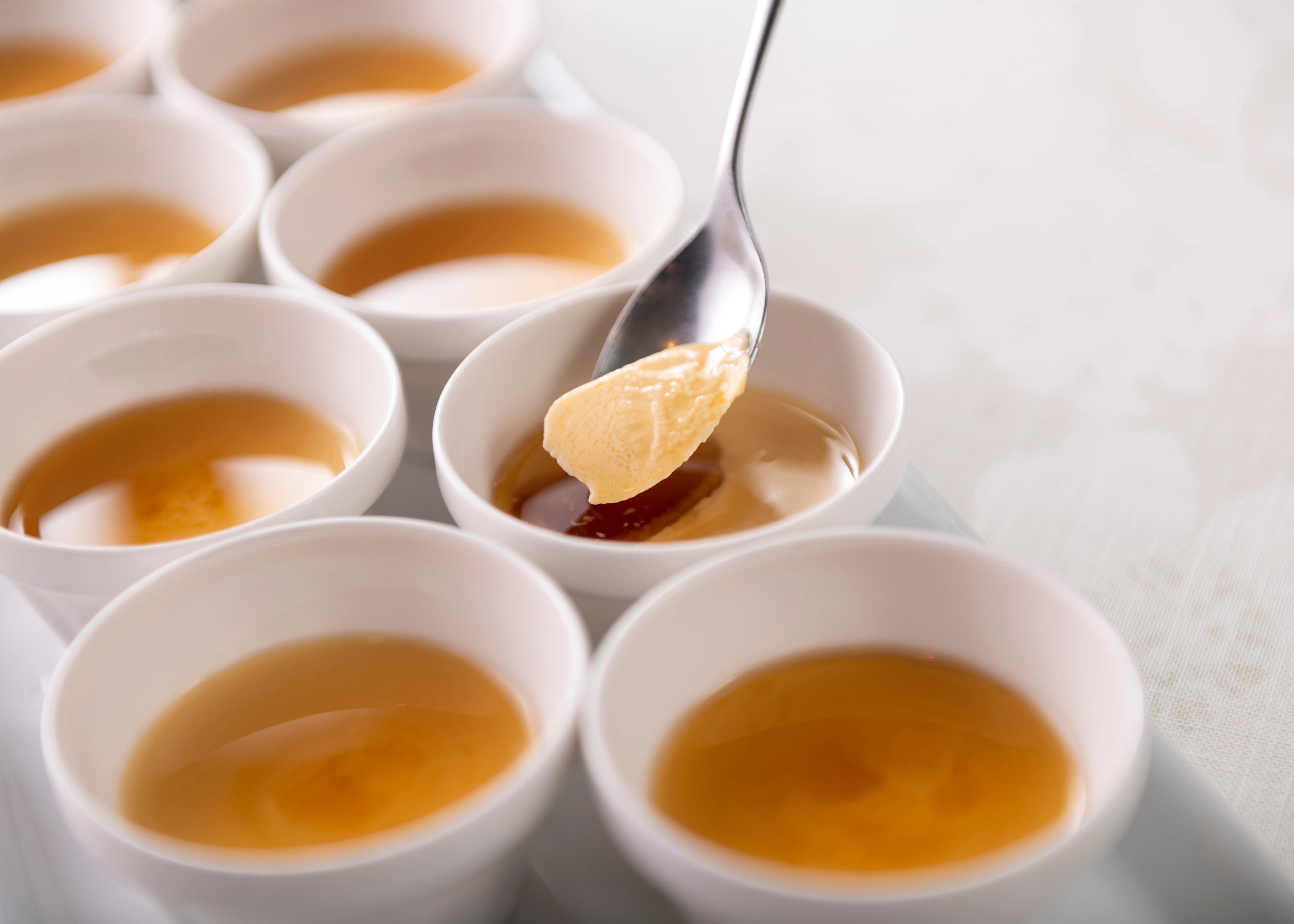 富山の卵と富山の醤油で作ったプリン