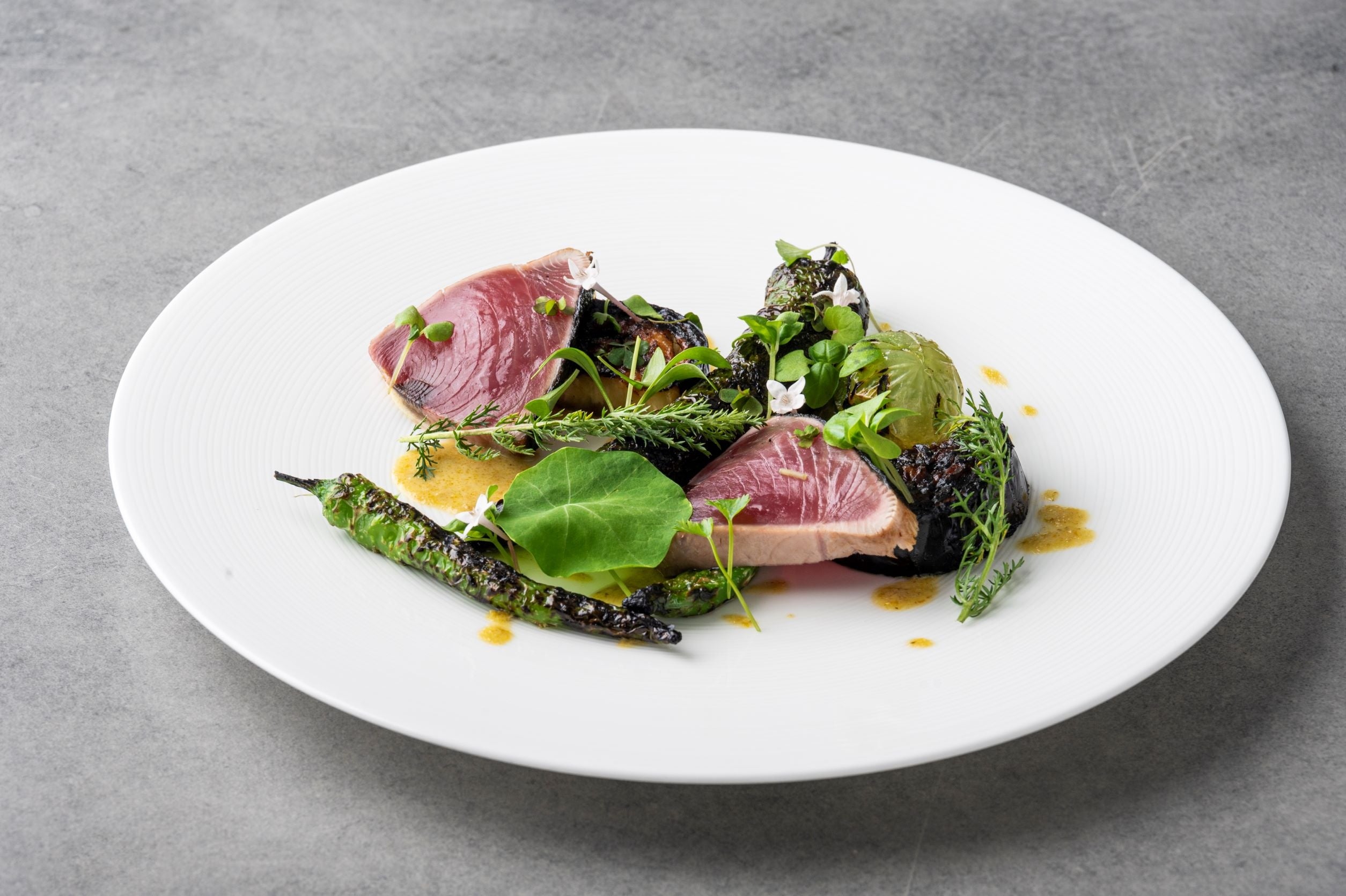 鰹のたたき エスニックスタイルで