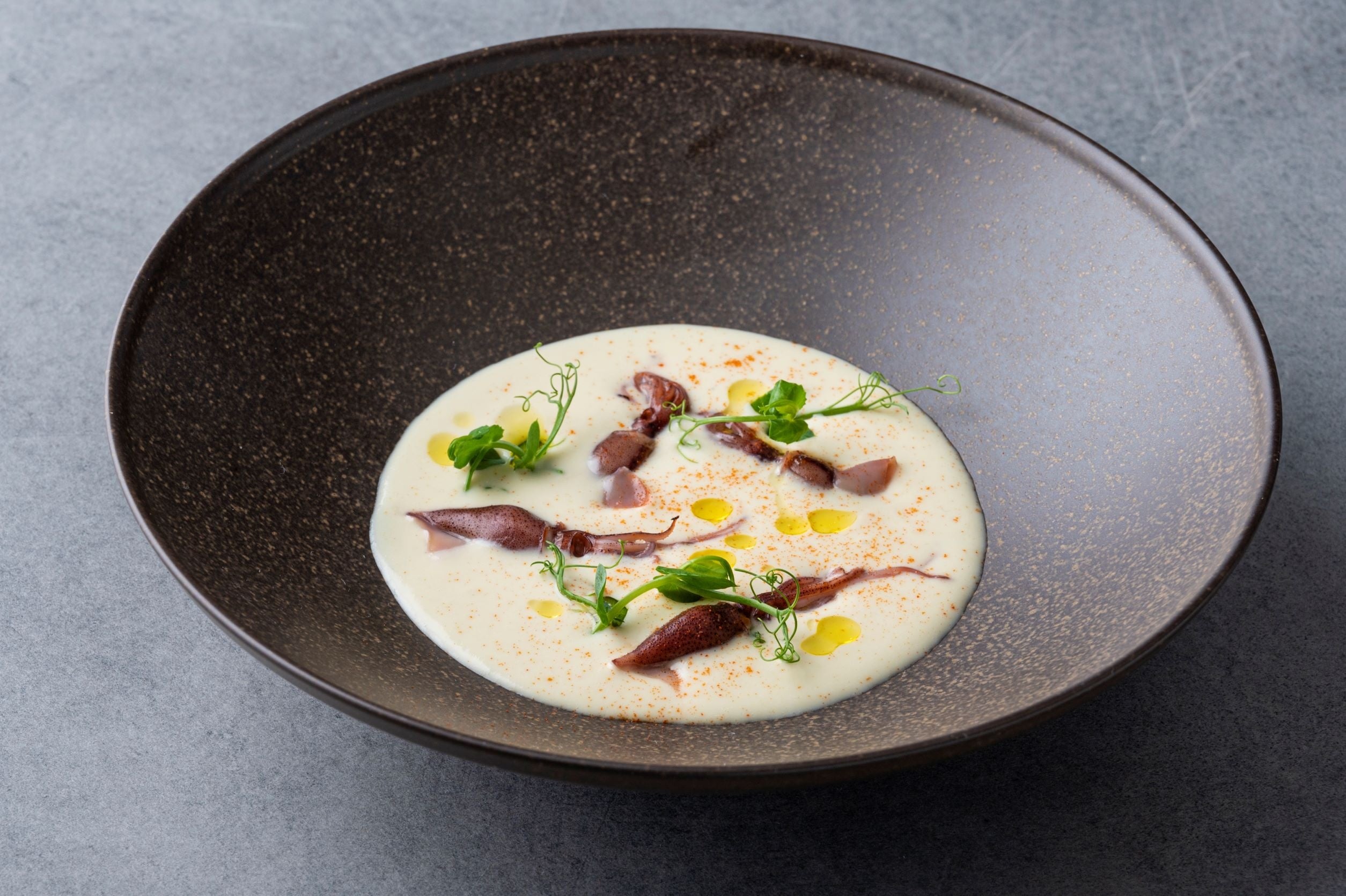 ホタルイカとカリフラワーのブルーテ