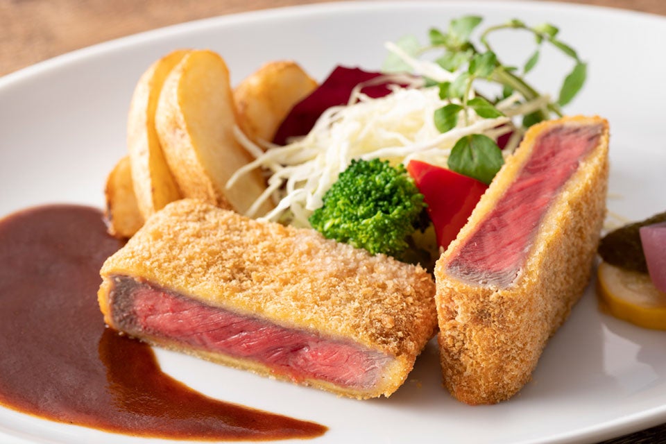 大阪産なにわ黒牛のビフカツ　デミグラスソース