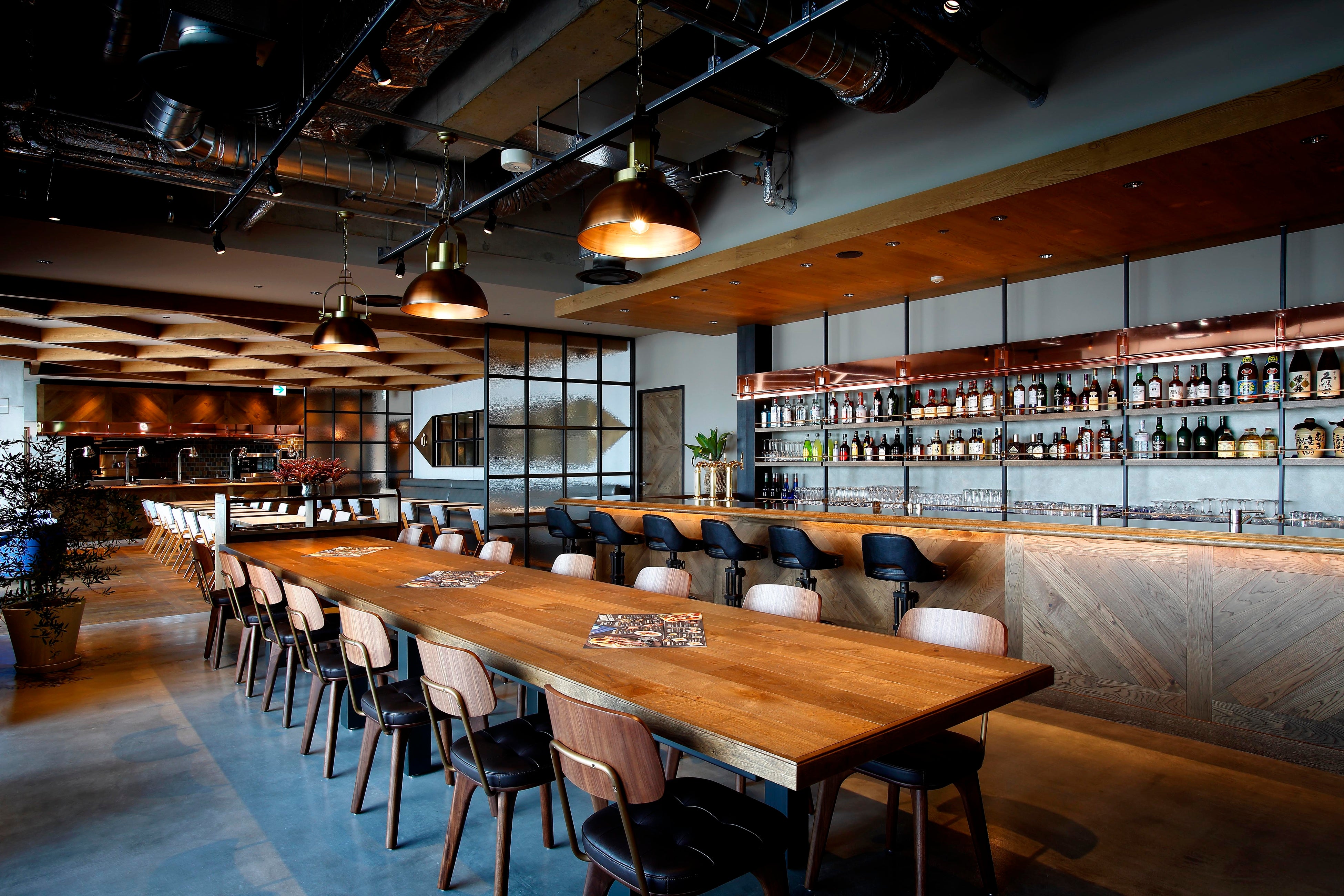 Captain’s Grill and Bar（5F）