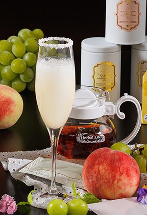 ウェルカムドリンク「桃のラッシーソーダ」