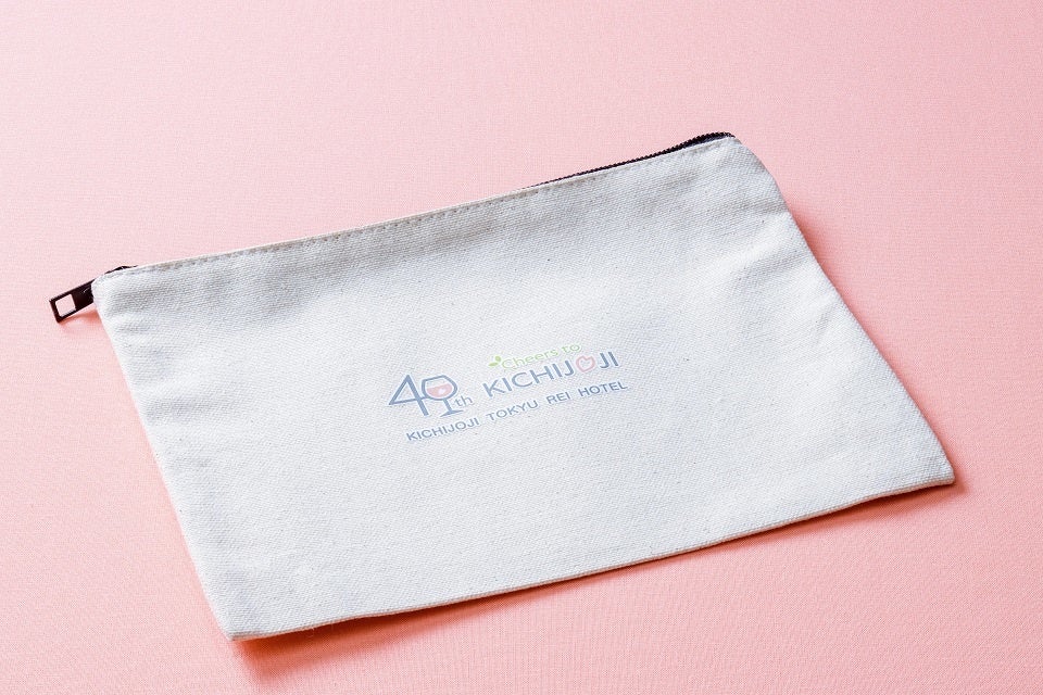 ホテル開業40周年記念オリジナルポーチイメージ