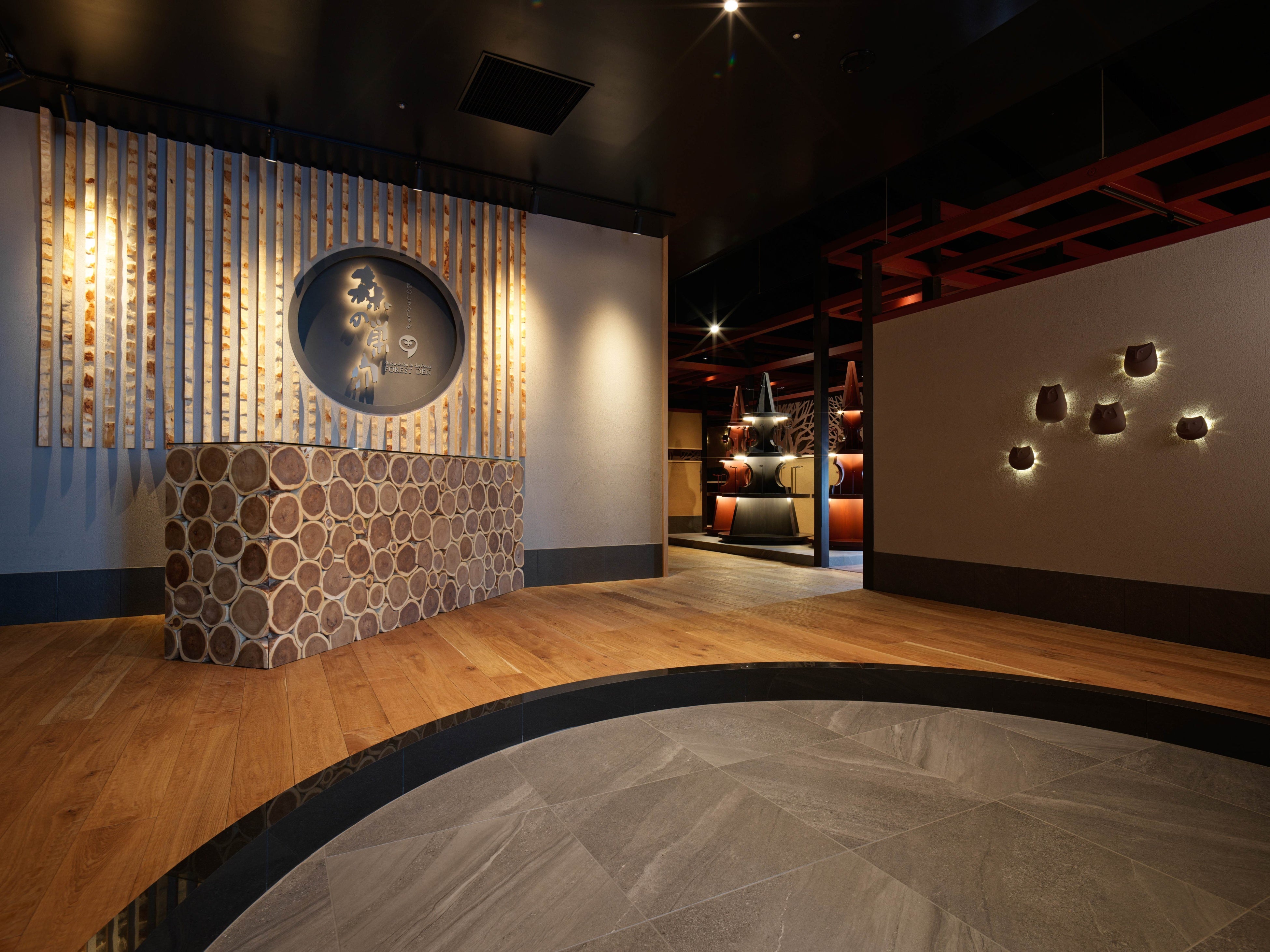 2階「森の巣穴」正面入り口