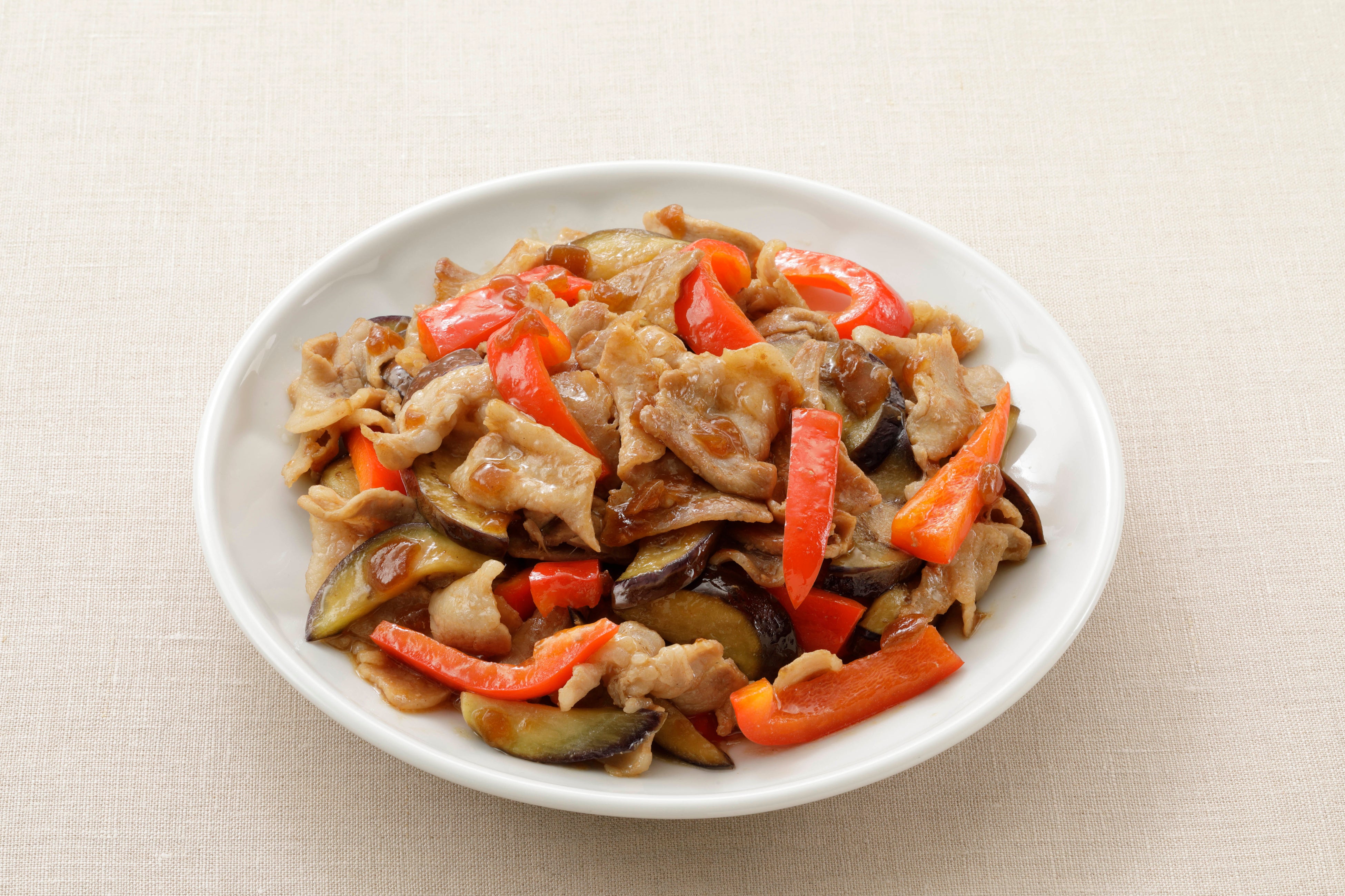 豚肉となすの黒酢たまねぎ炒め