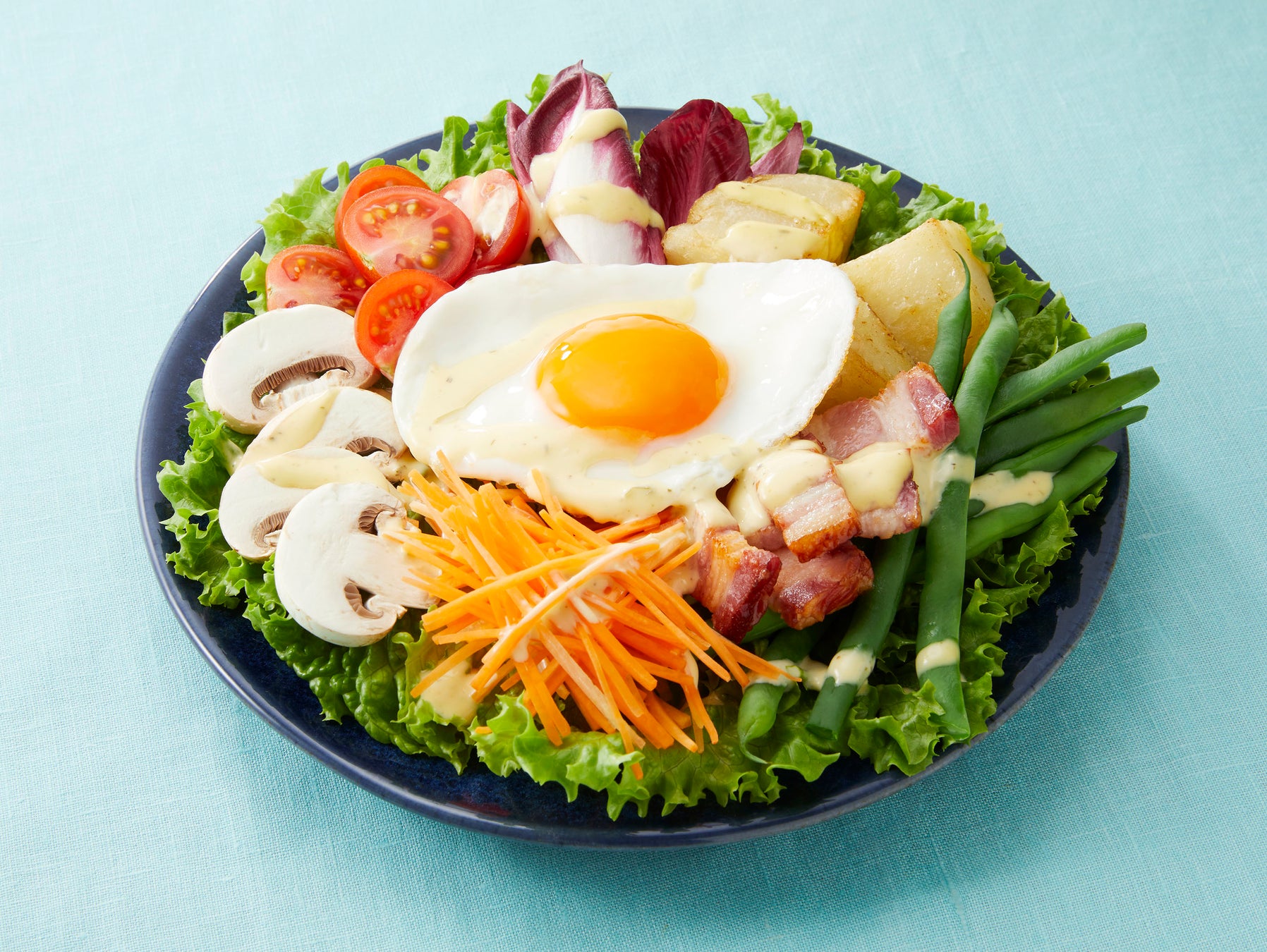 彩り野菜のペイザンヌサラダ