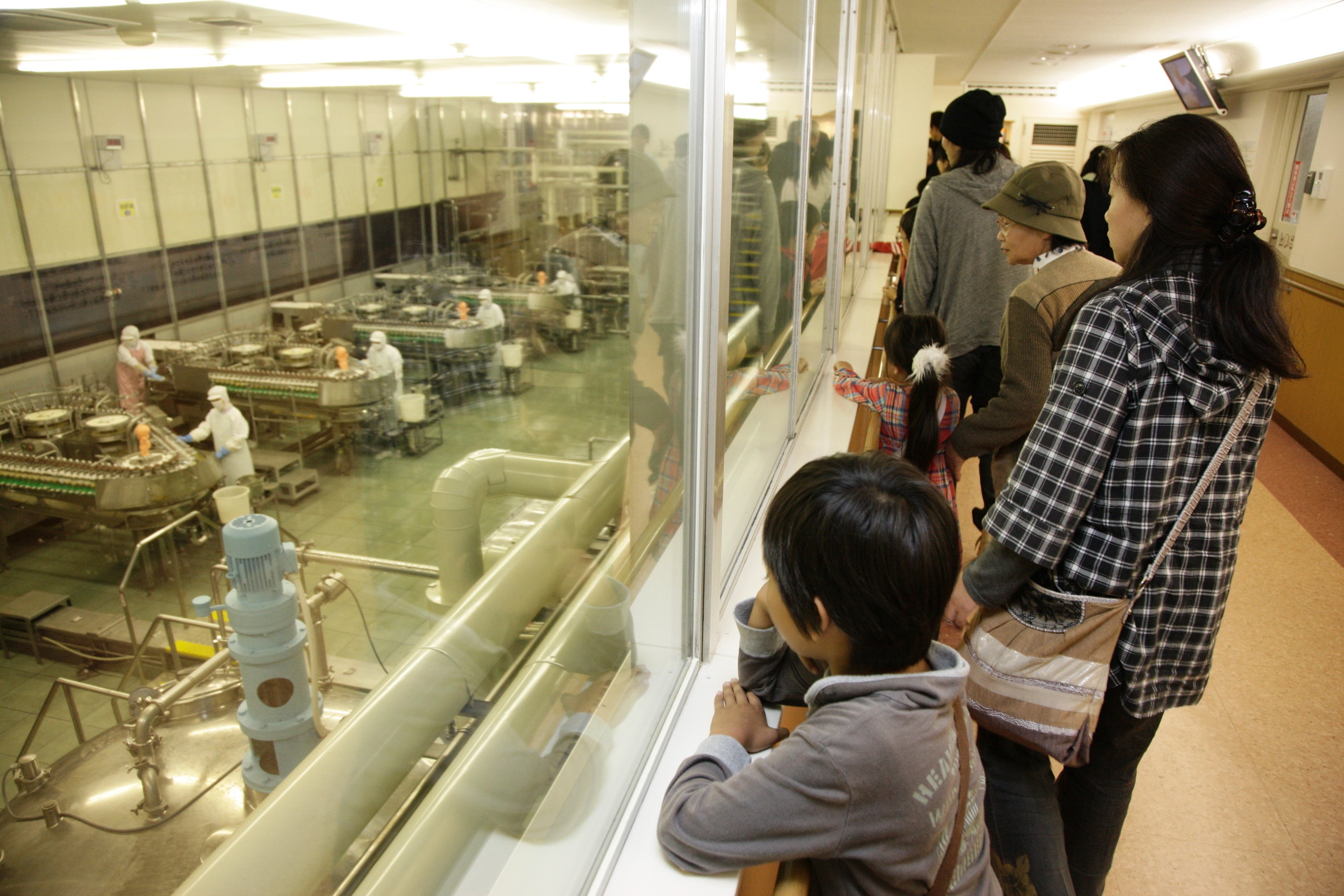 オープンキッチン（工場見学・五霞）