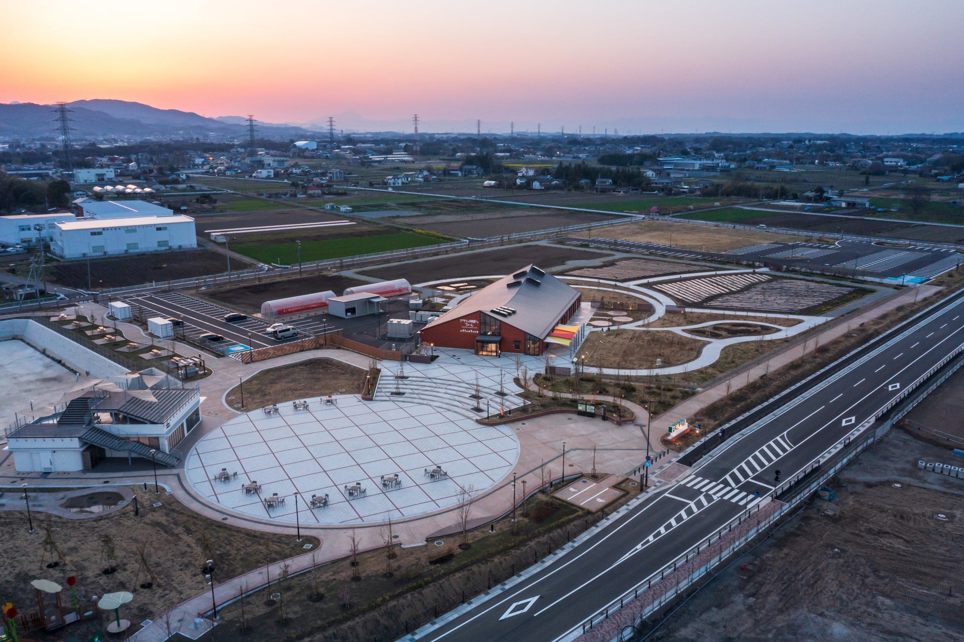 ④ふかや花園駅方向から見た俯瞰全景©三井笑奈(川澄・小林研二写真事務所)