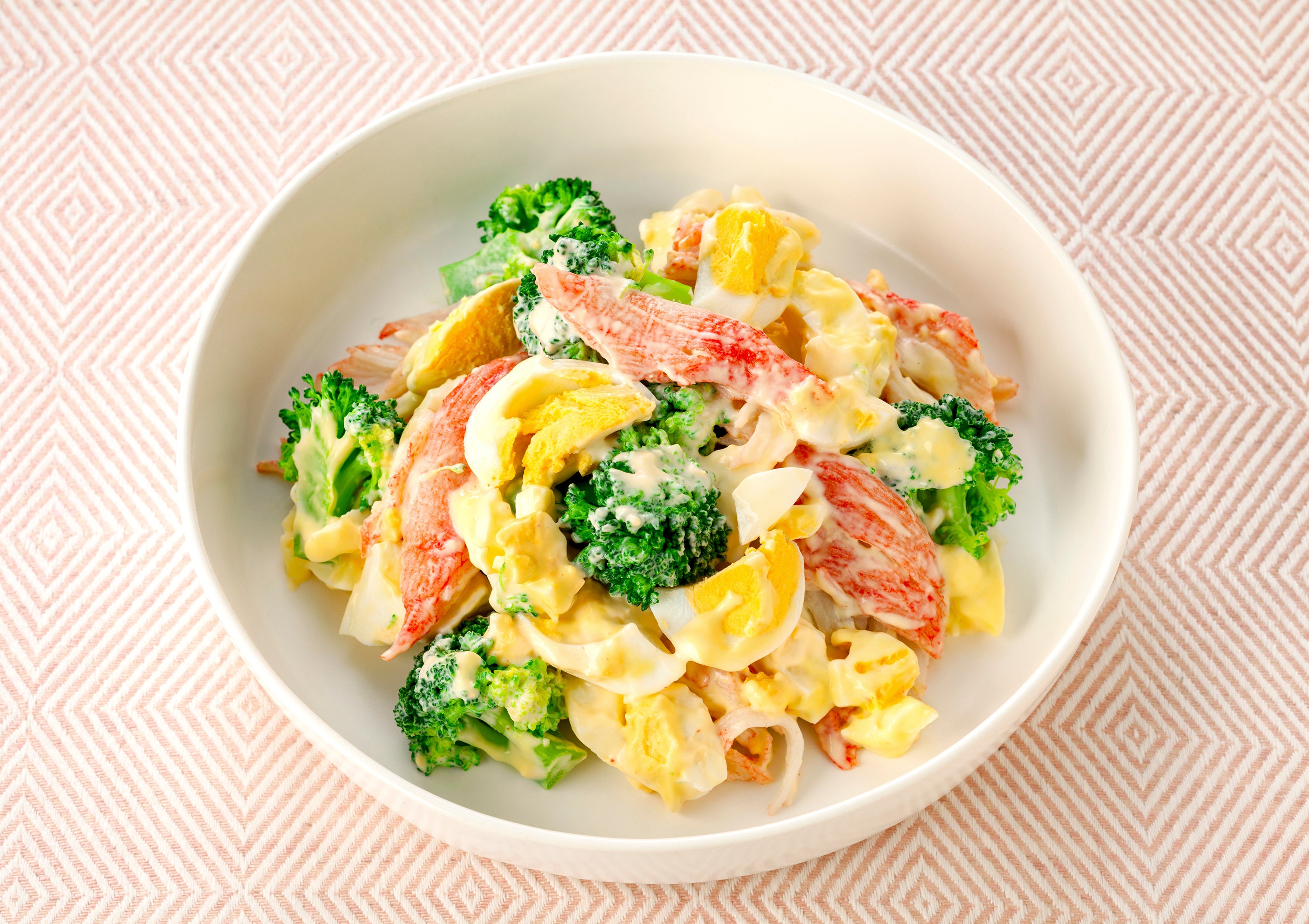 ブロッコリーとかにかまのたまごサラダ