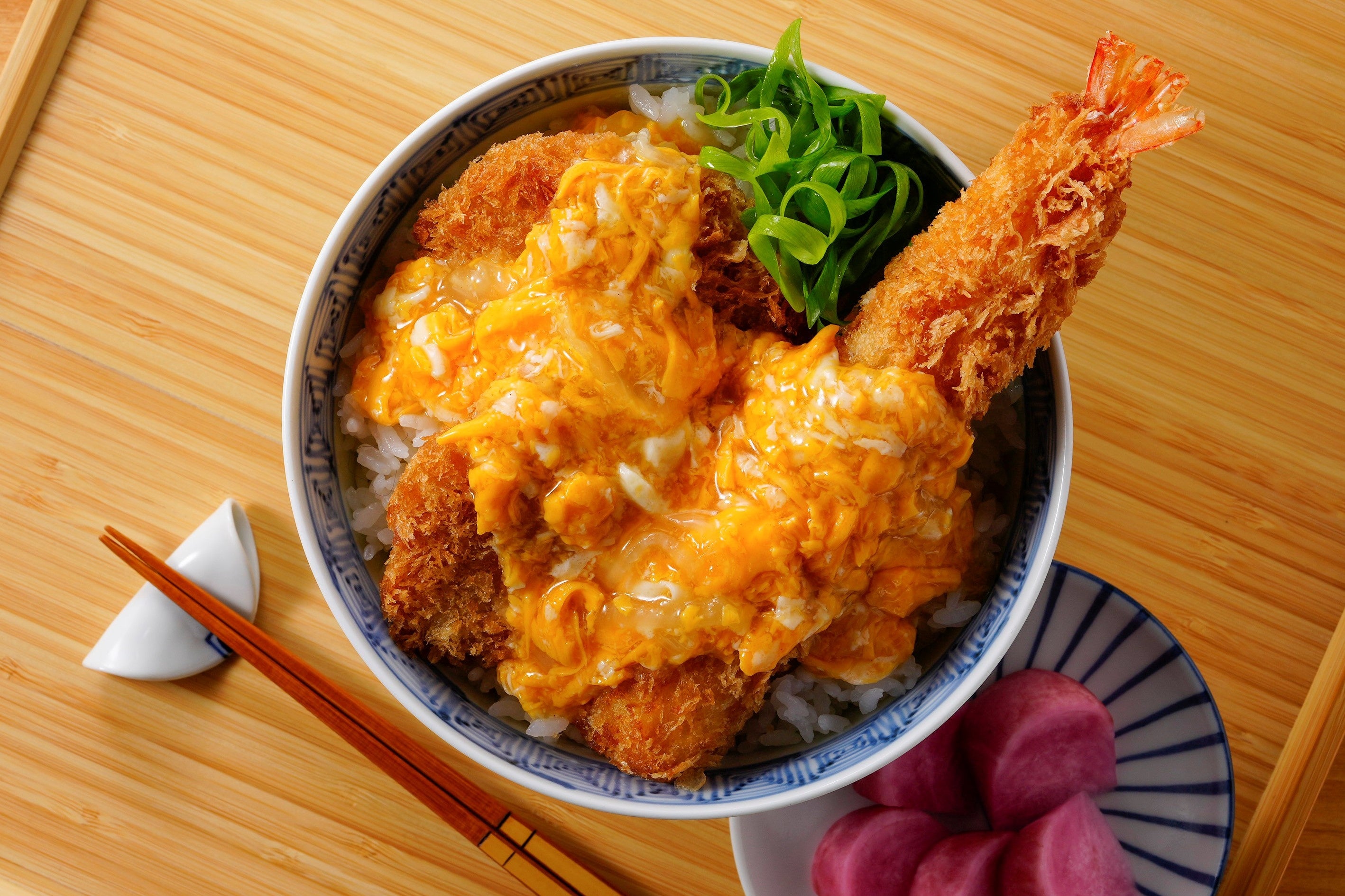 提案メニュー例：エビフライ＆ひれかつ丼