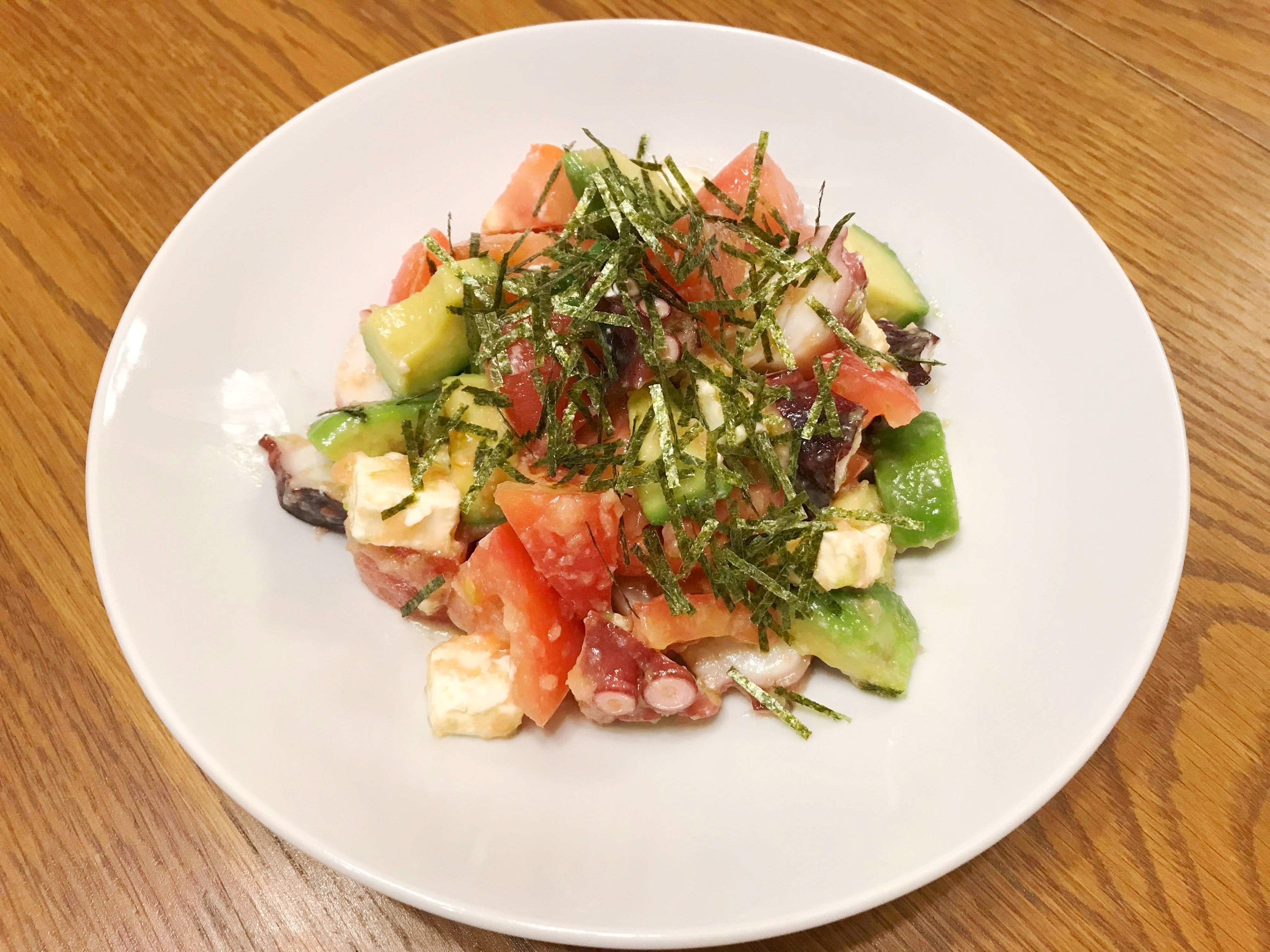 タコとアボカドのたらこソースあえ：たらことタコの磯風味がベストマッチ。クリームチーズとの相性もグッド！おつまみにもおすすめ！