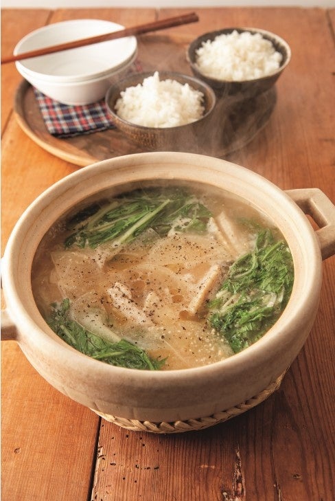 大根と鶏手羽のみそ鍋