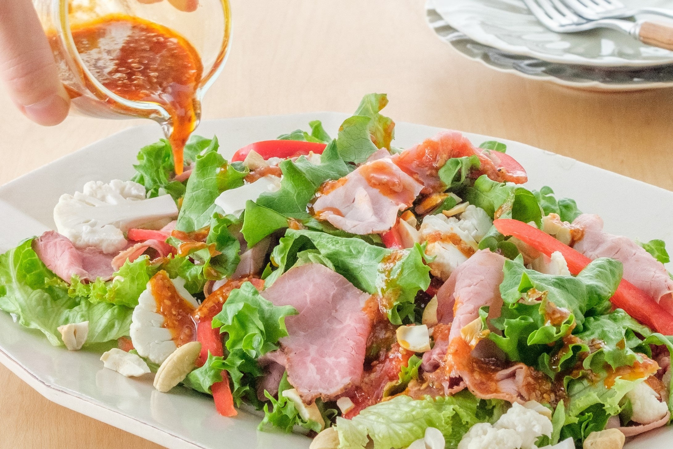 ローストビーフとカリフラワーのデリサラダ