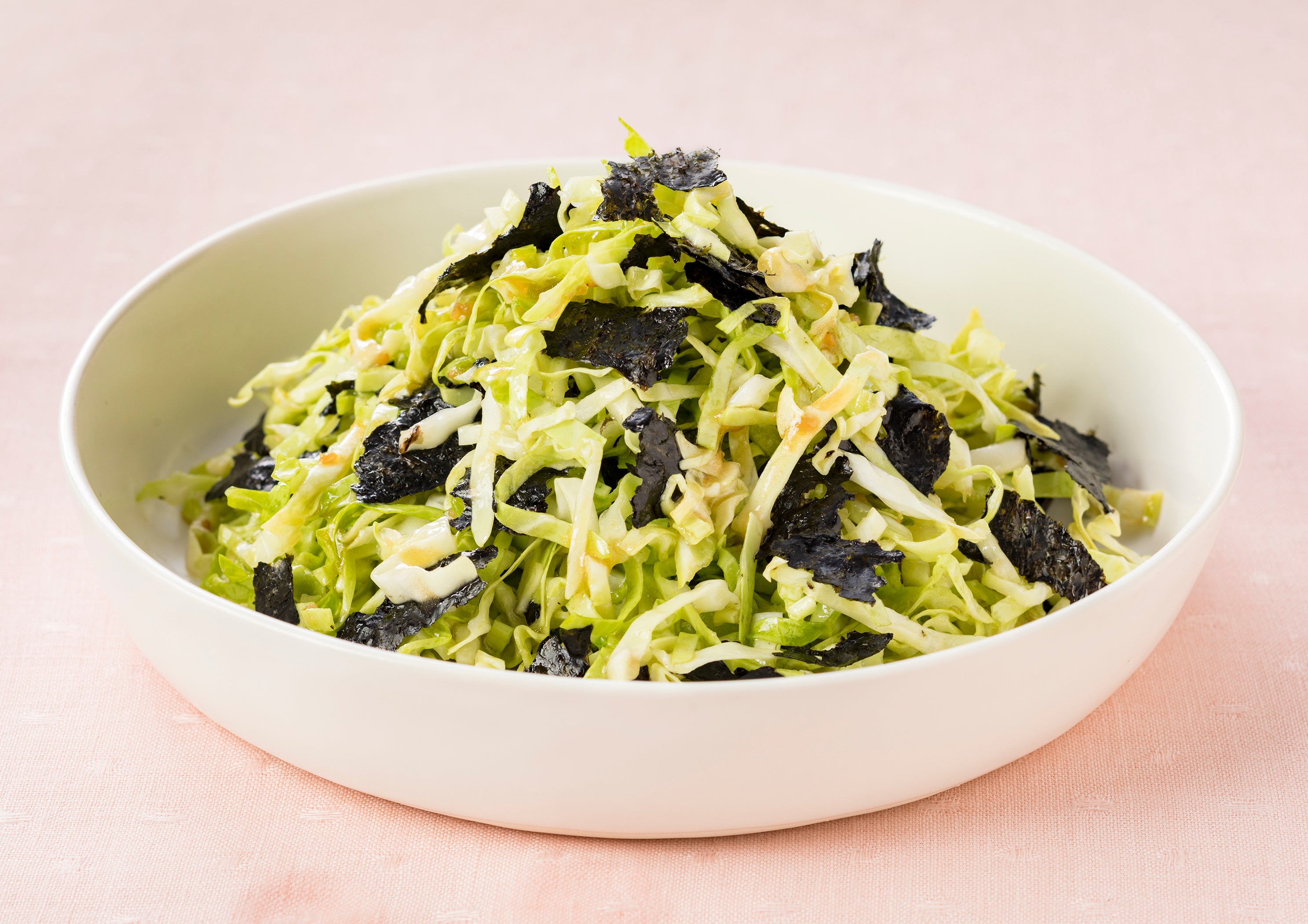 【副菜】ごま油香る！せん切りキャベツと焼きのりのあえサラダ　食塩相当量 0.6g(1人前)