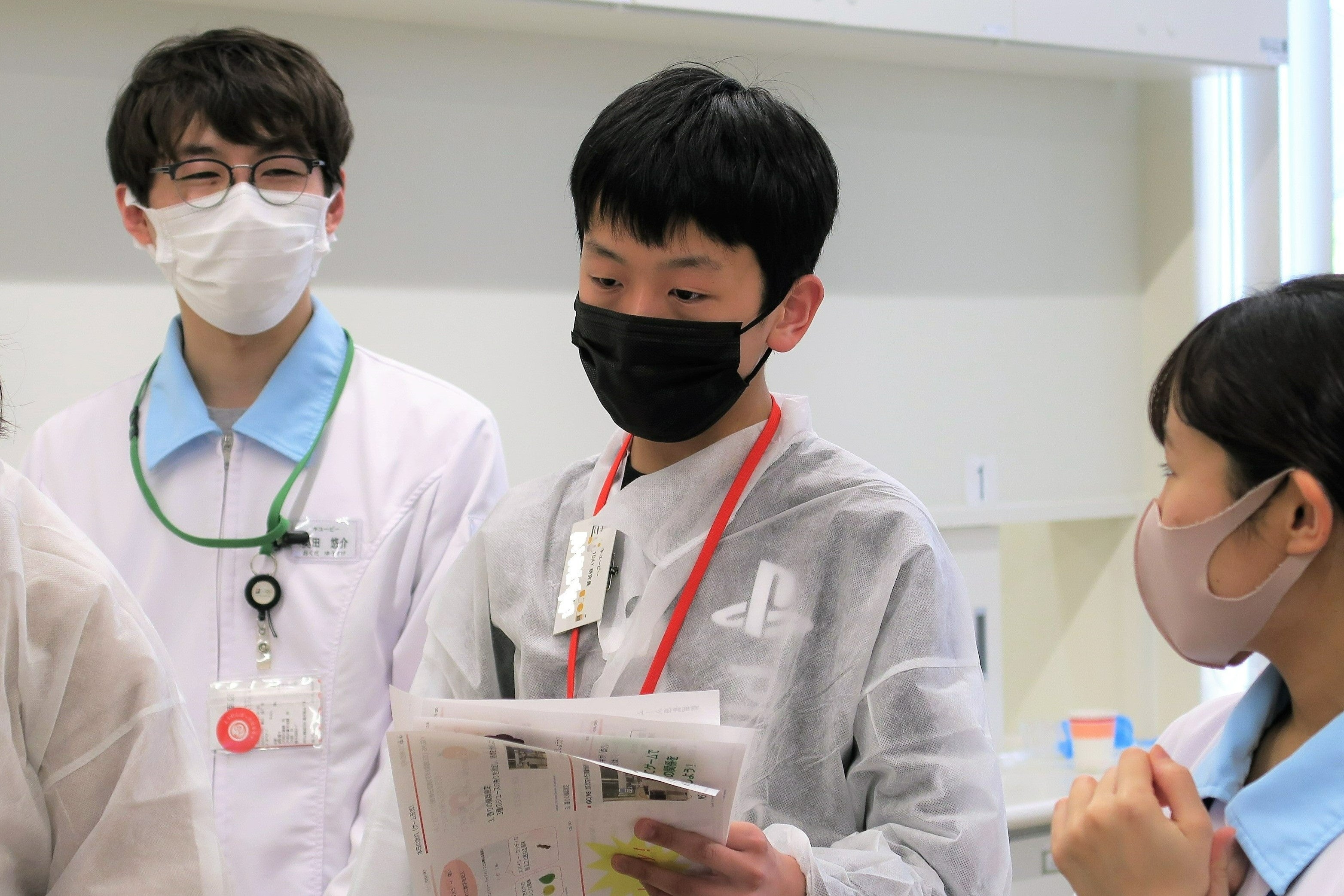 官能試験の考察の様子